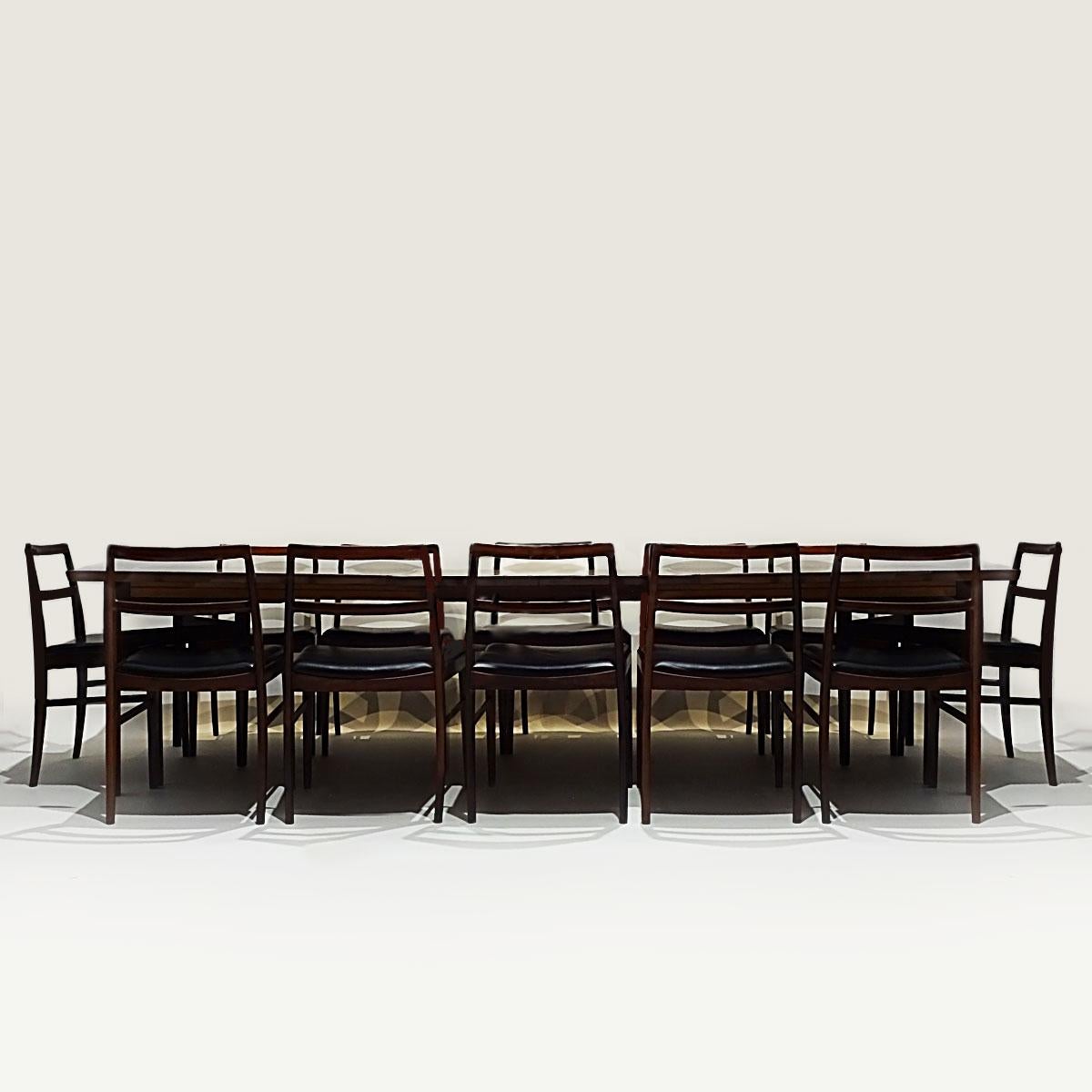 Arne Vodder Danish Midcentury 201 Rosewood Dining Table with Twelve 430 Chairs In Good Condition In Highclere, Newbury