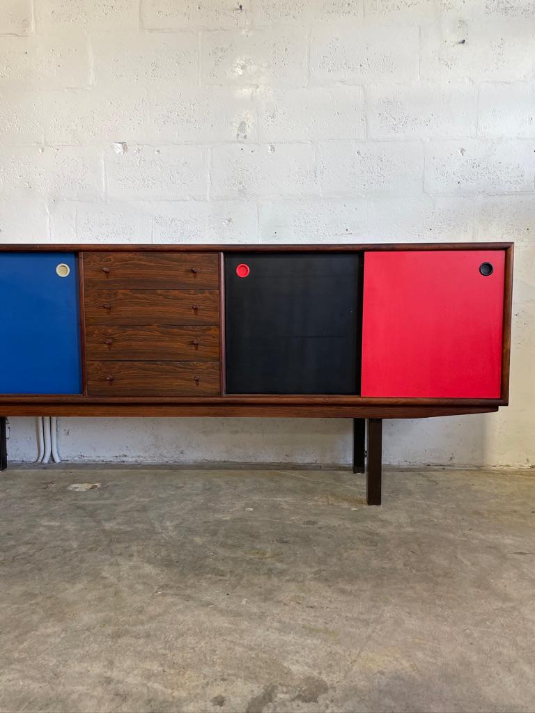 Mid-Century moderno Console o credenza moderna danese in palissandro di Arne Vodder in vendita
