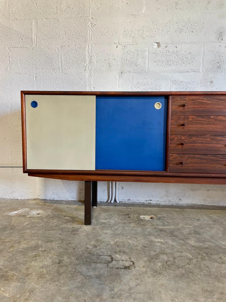 Danese Console o credenza moderna danese in palissandro di Arne Vodder in vendita