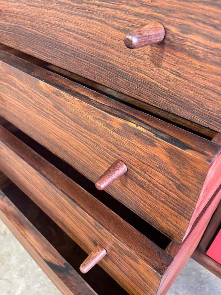 Console o credenza moderna danese in palissandro di Arne Vodder in vendita 2