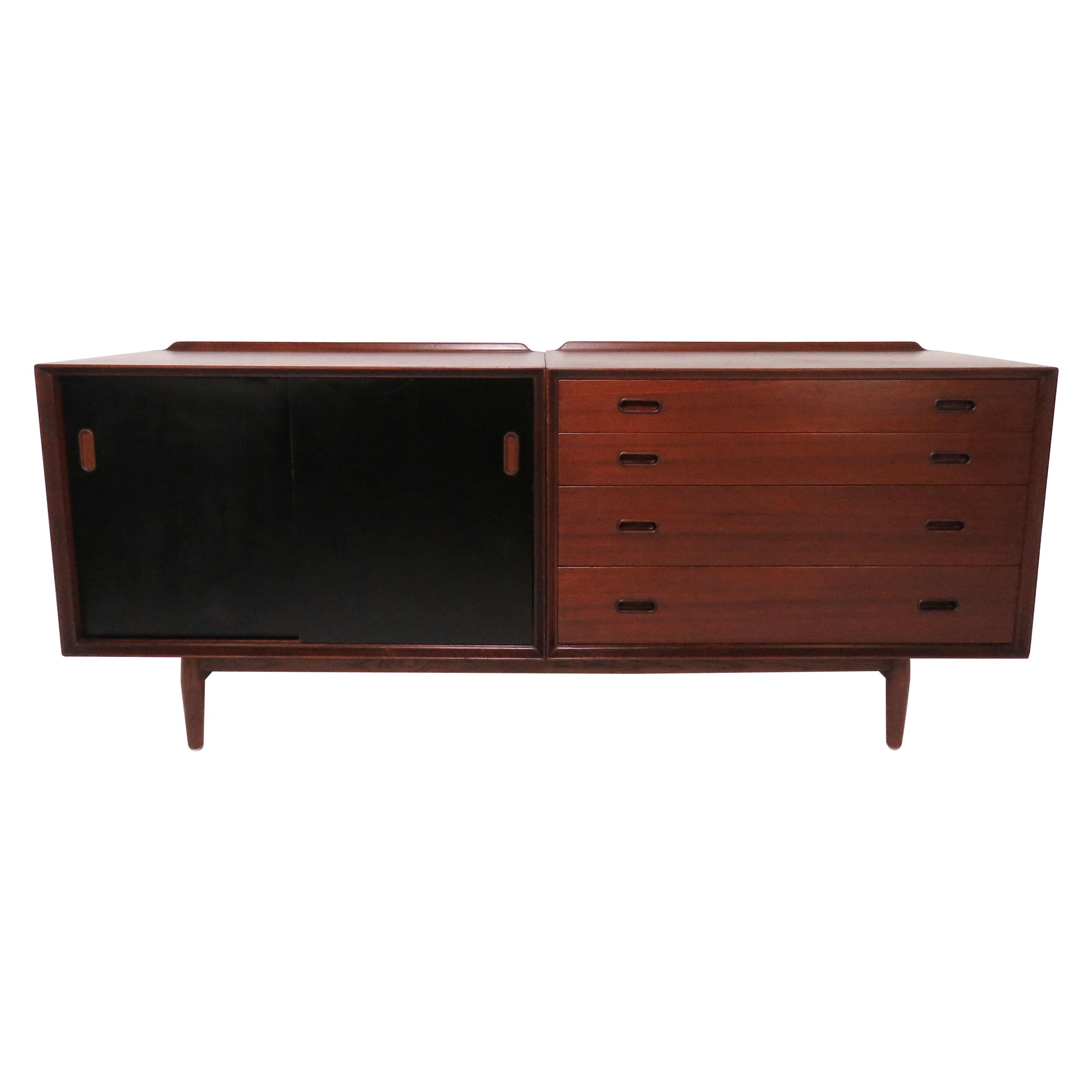 Arne Vodder Danish Teak Credenza for Sibast with Reversible Doors, circa 1960s