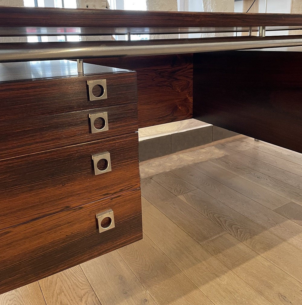 Bureau Arne Vodder pour Sibast - Bois de rose et métal Bon état - En vente à PARIS, FR
