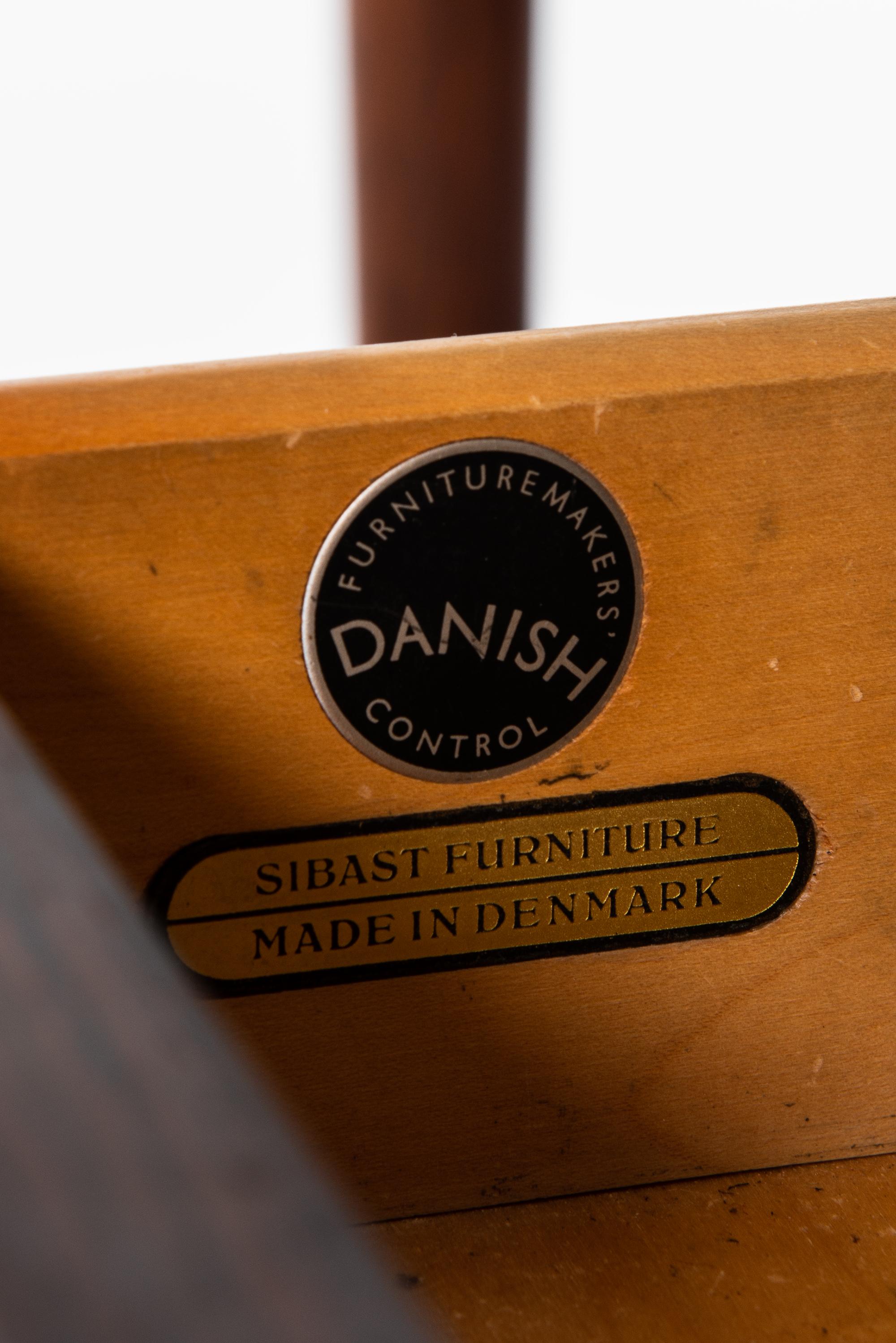 Arne Vodder Desk Model 205 by Sibast Møbelfabrik in Denmark 1