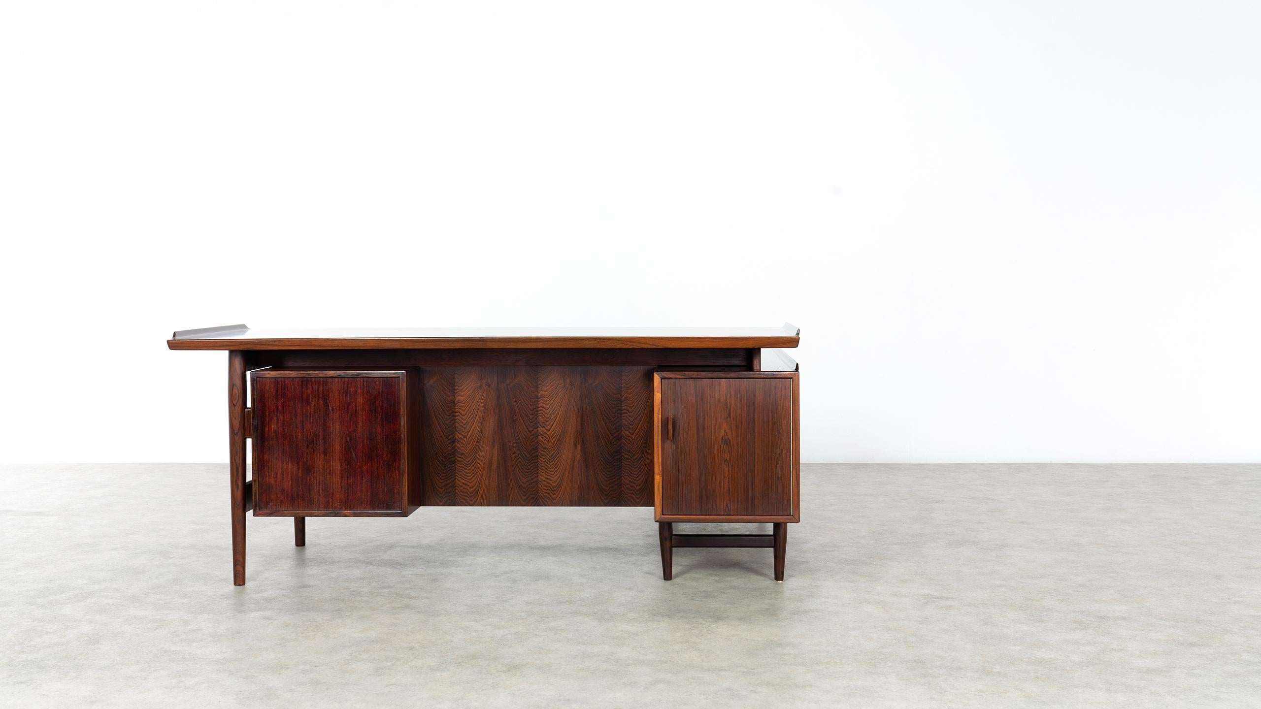 Bureau Arne Vodder & Buffet:: modèle 209 en 1955 par Sibast Møbelfrabrik:: Danemark 4