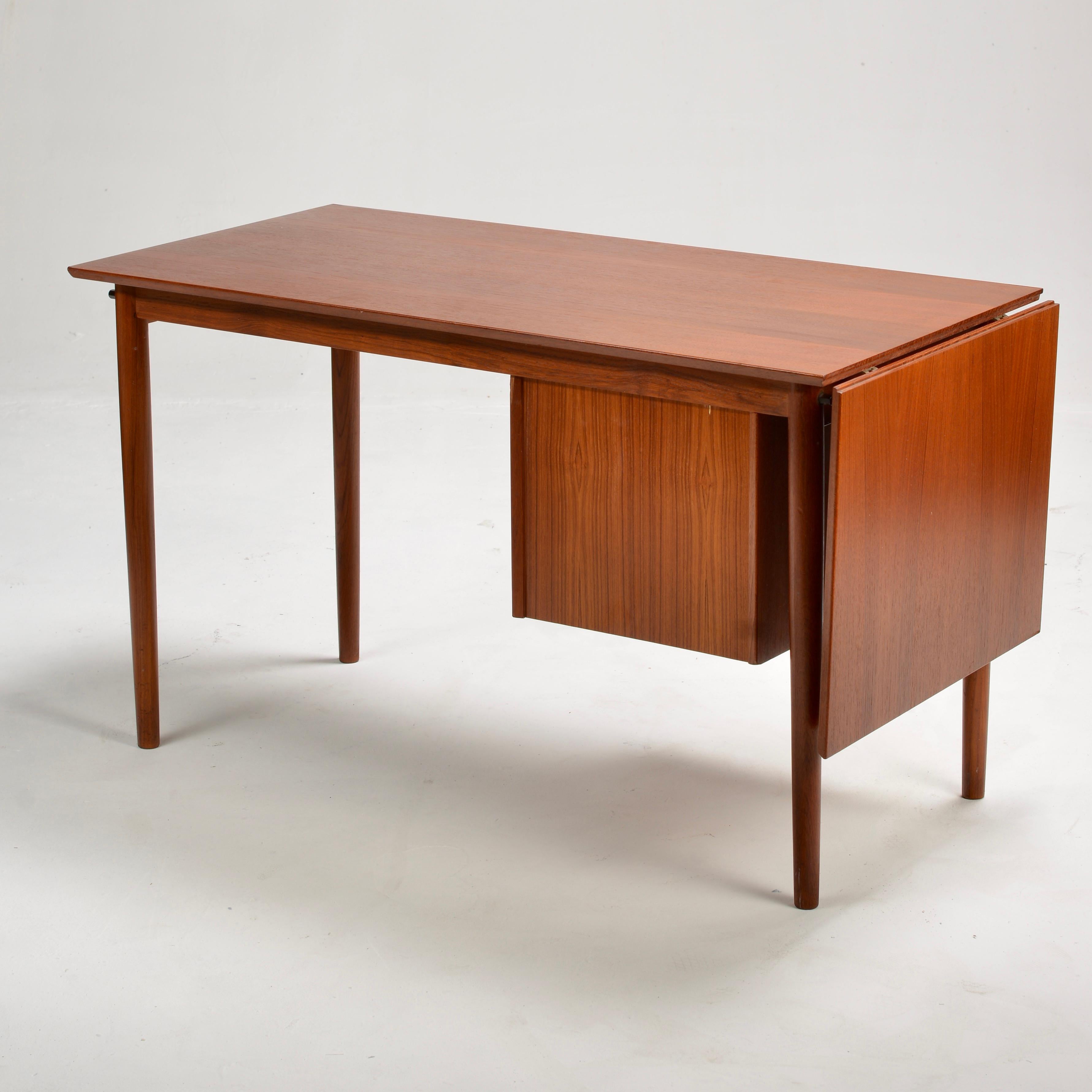 Arne Vodder Desk with Sliding Drawers 5