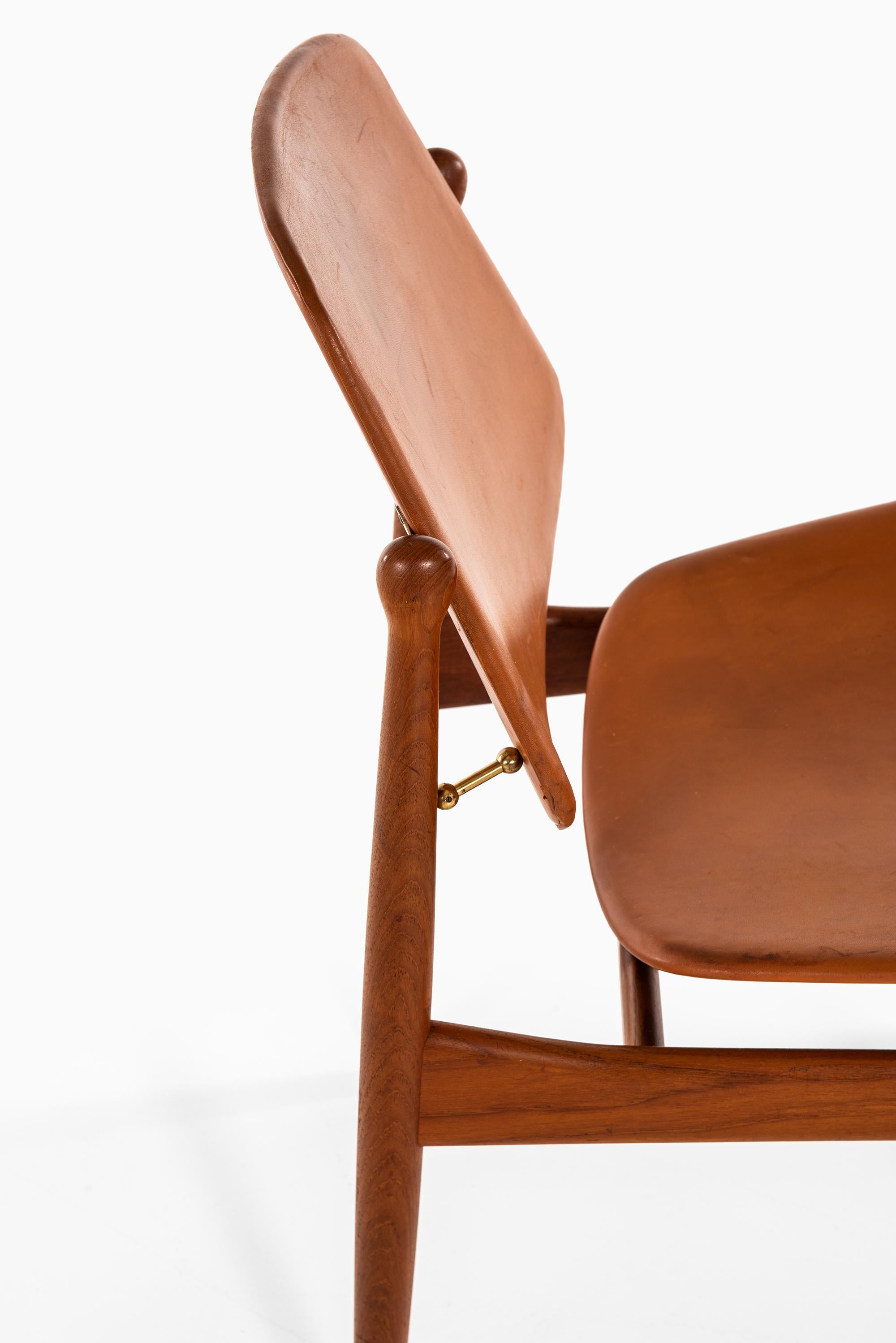 Danish Arne Vodder Dining Chairs Model 203 by France & Daverkosen in Denmark For Sale