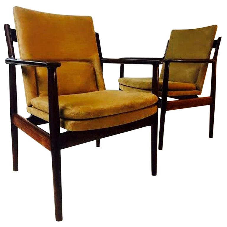 Arne Vodder Dining Chairs with Cognac Alcantara For Sale