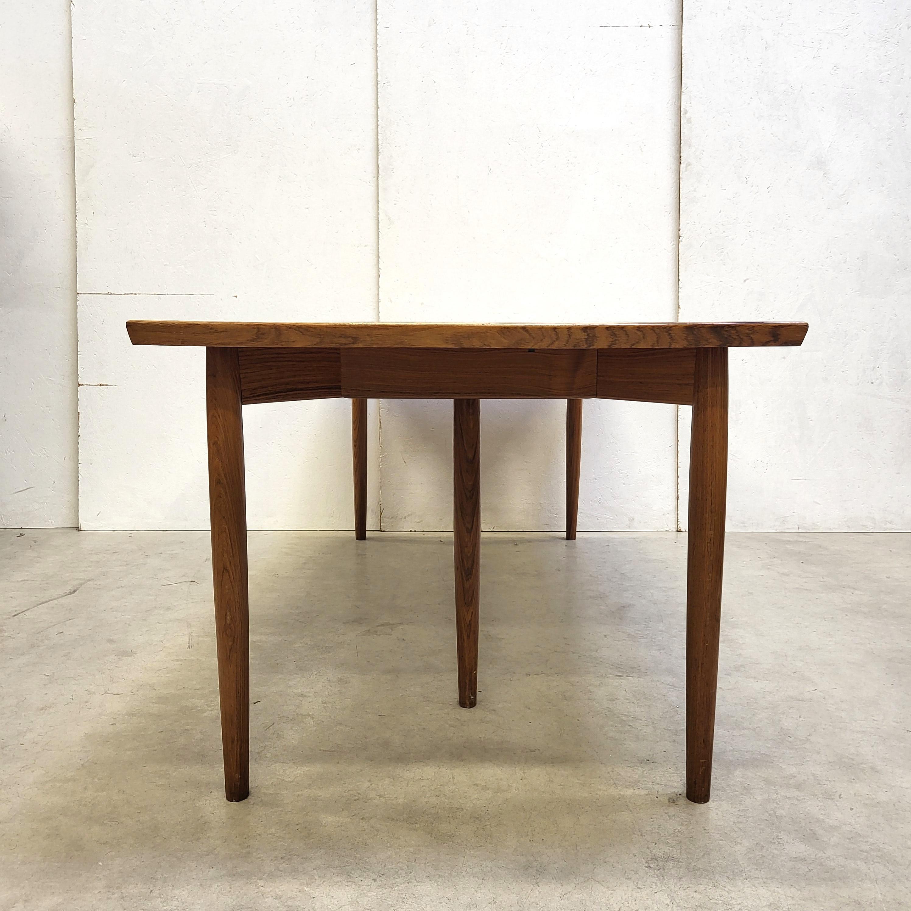Arne Vodder Dining Table Model 201 by Sibast Møbelfarbik, Denmark, 1960s For Sale 1