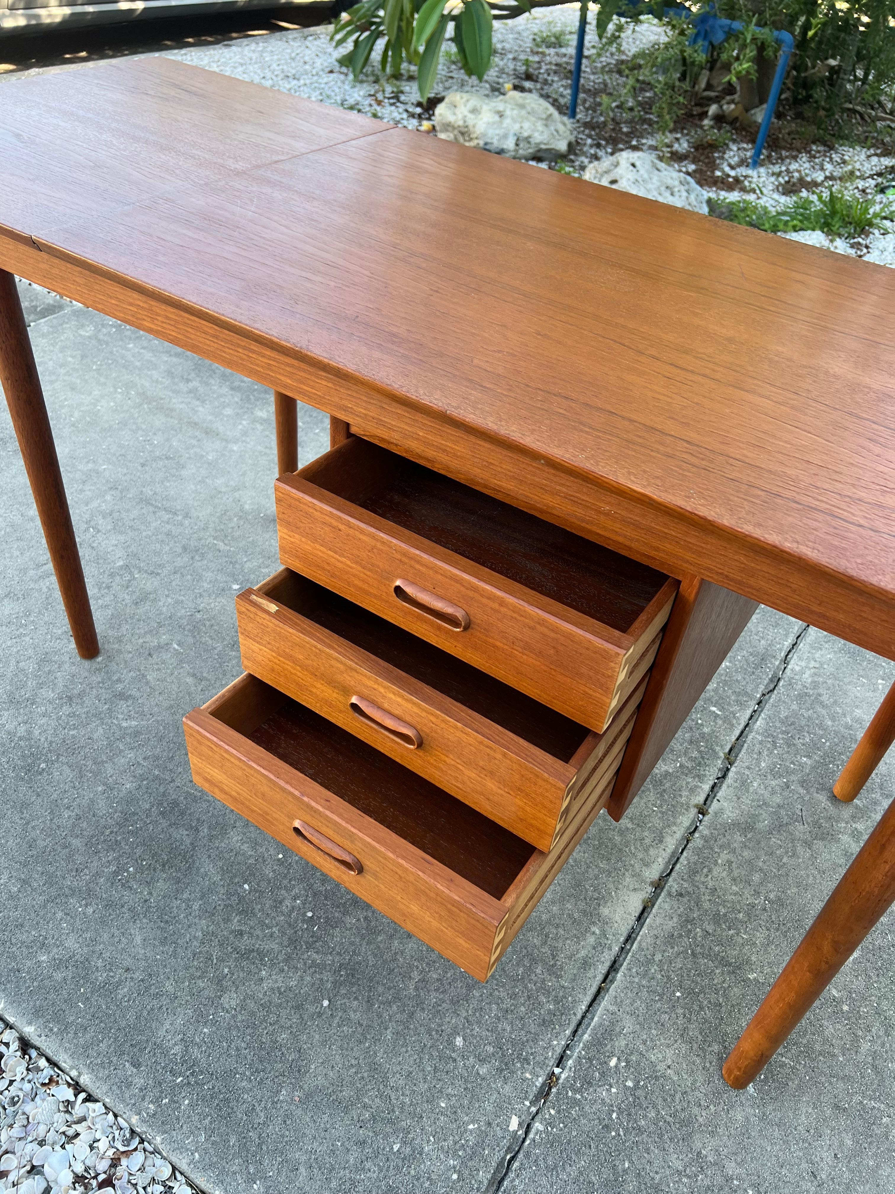 Arne Vodder Drop Leaf Desk Denmark Teak Sliding Drawers 1950's MCM For Sale 4
