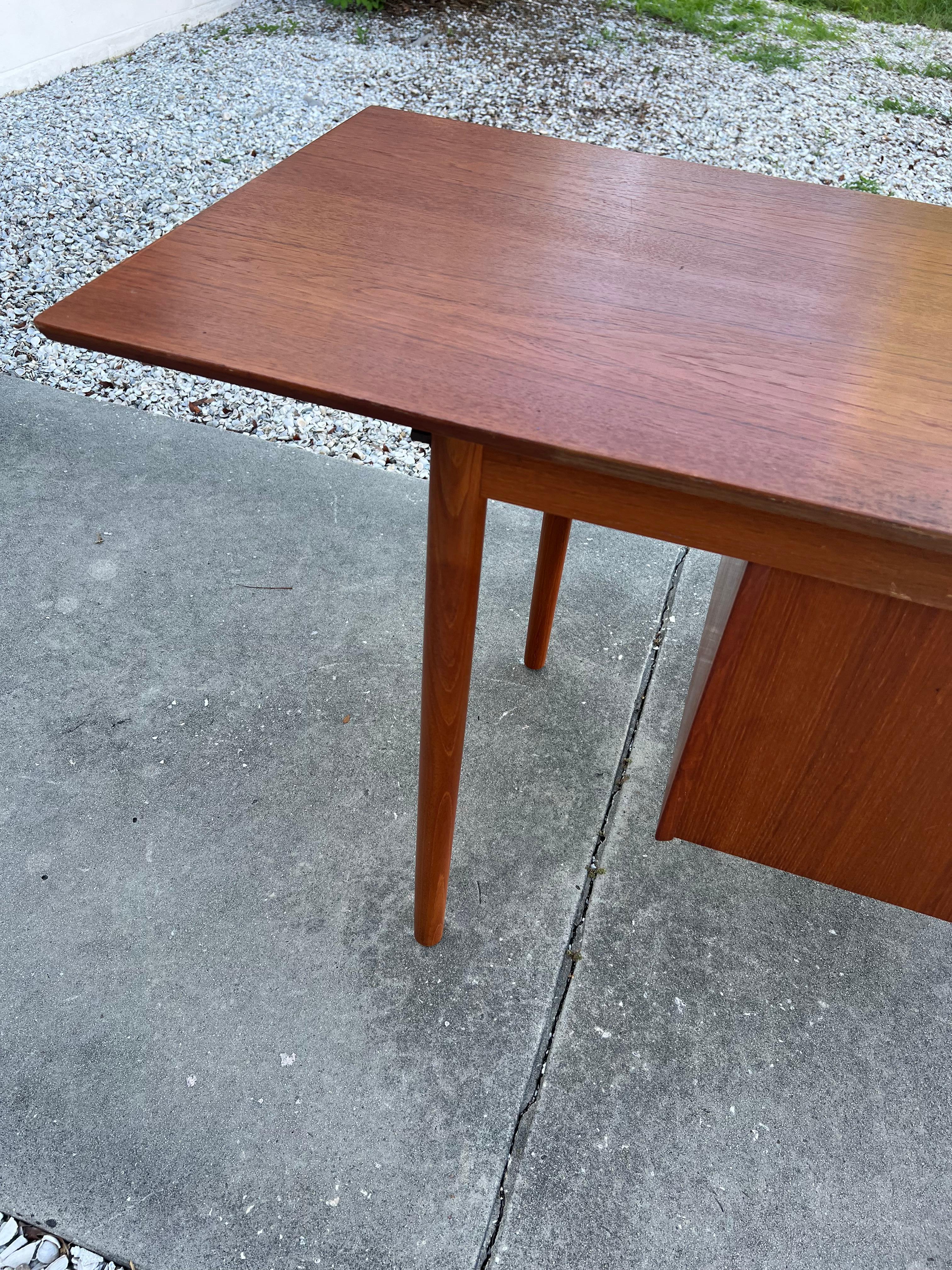 Arne Vodder Drop Leaf Desk Denmark Teak Sliding Drawers 1950's MCM For Sale 7