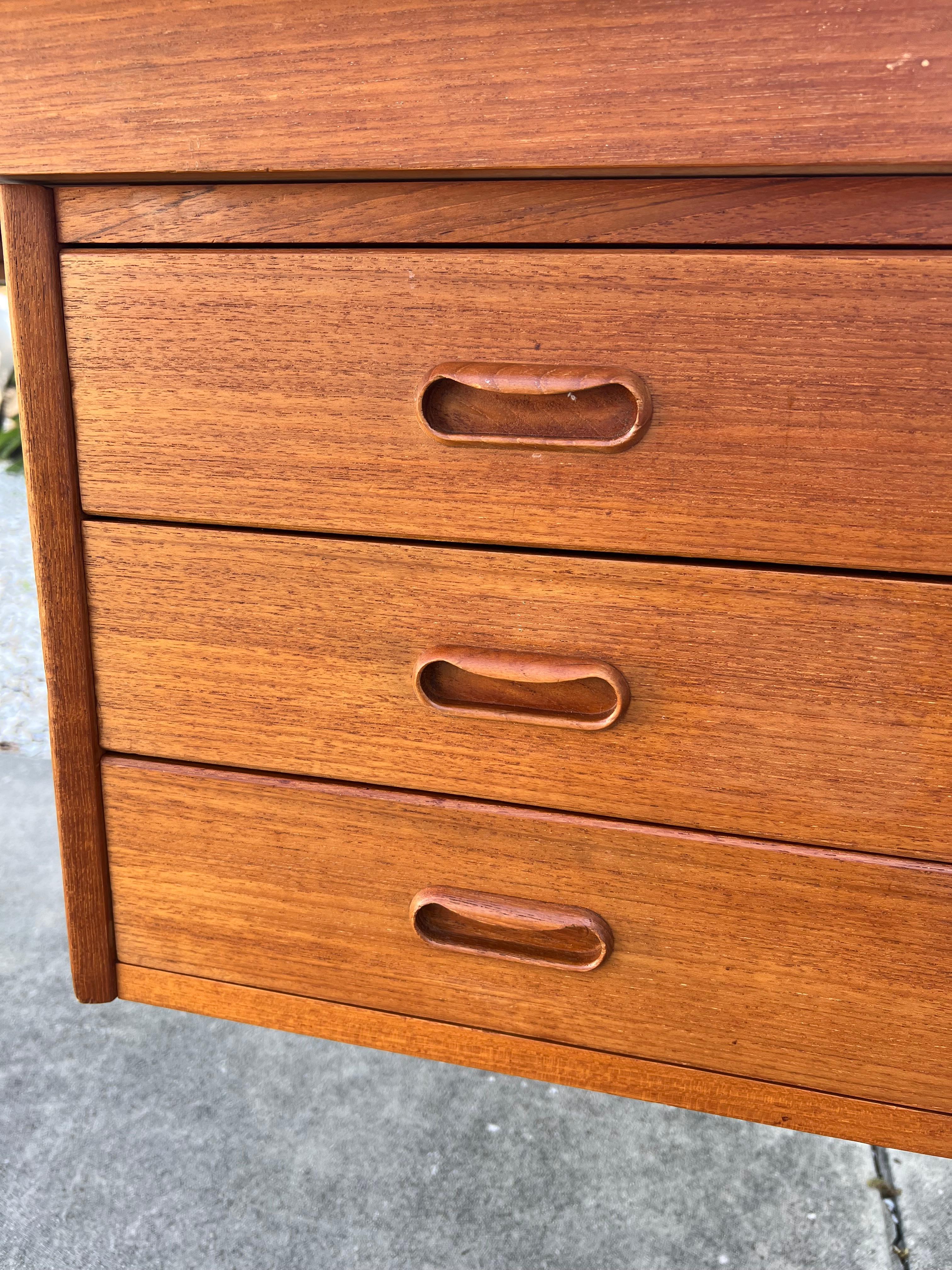 Arne Vodder Drop Leaf Desk Denmark Teak Sliding Drawers 1950's MCM For Sale 10