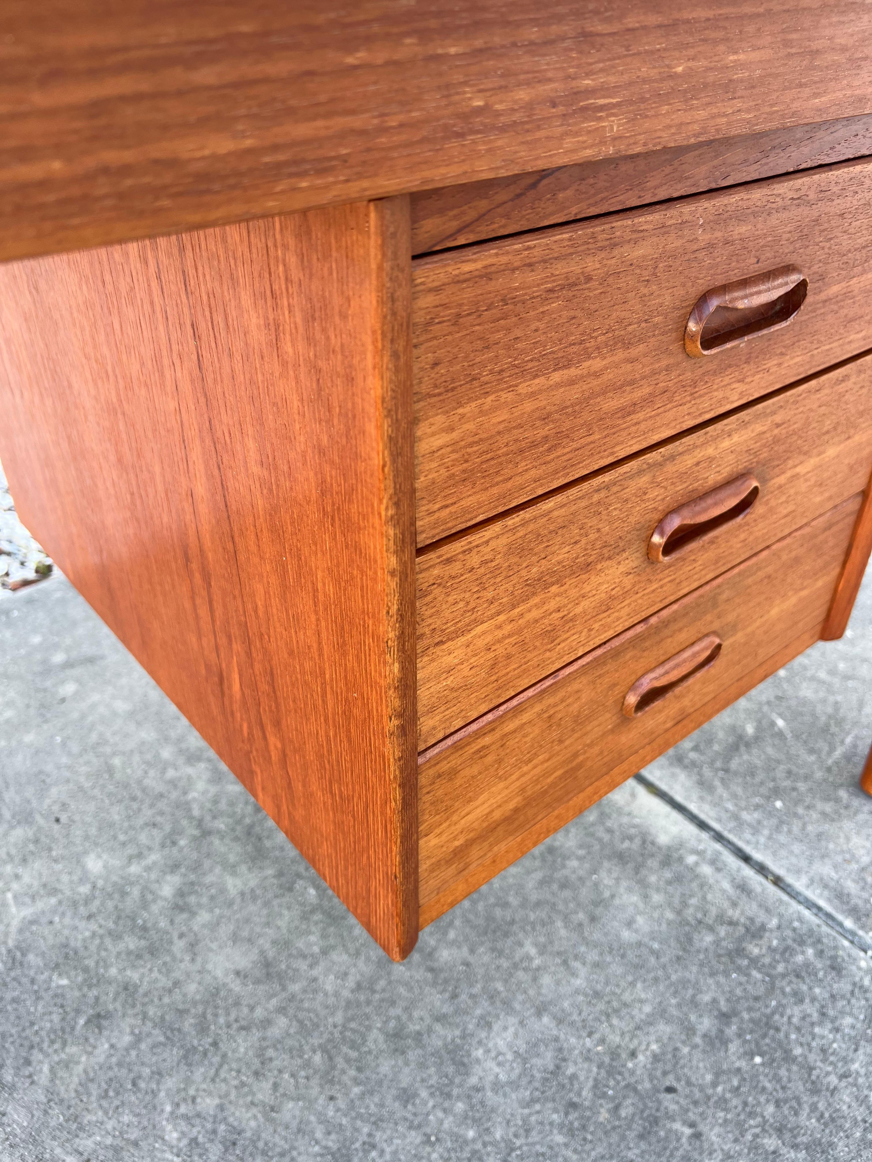 Arne Vodder Drop Leaf Desk Denmark Teak Sliding Drawers 1950's MCM For Sale 3