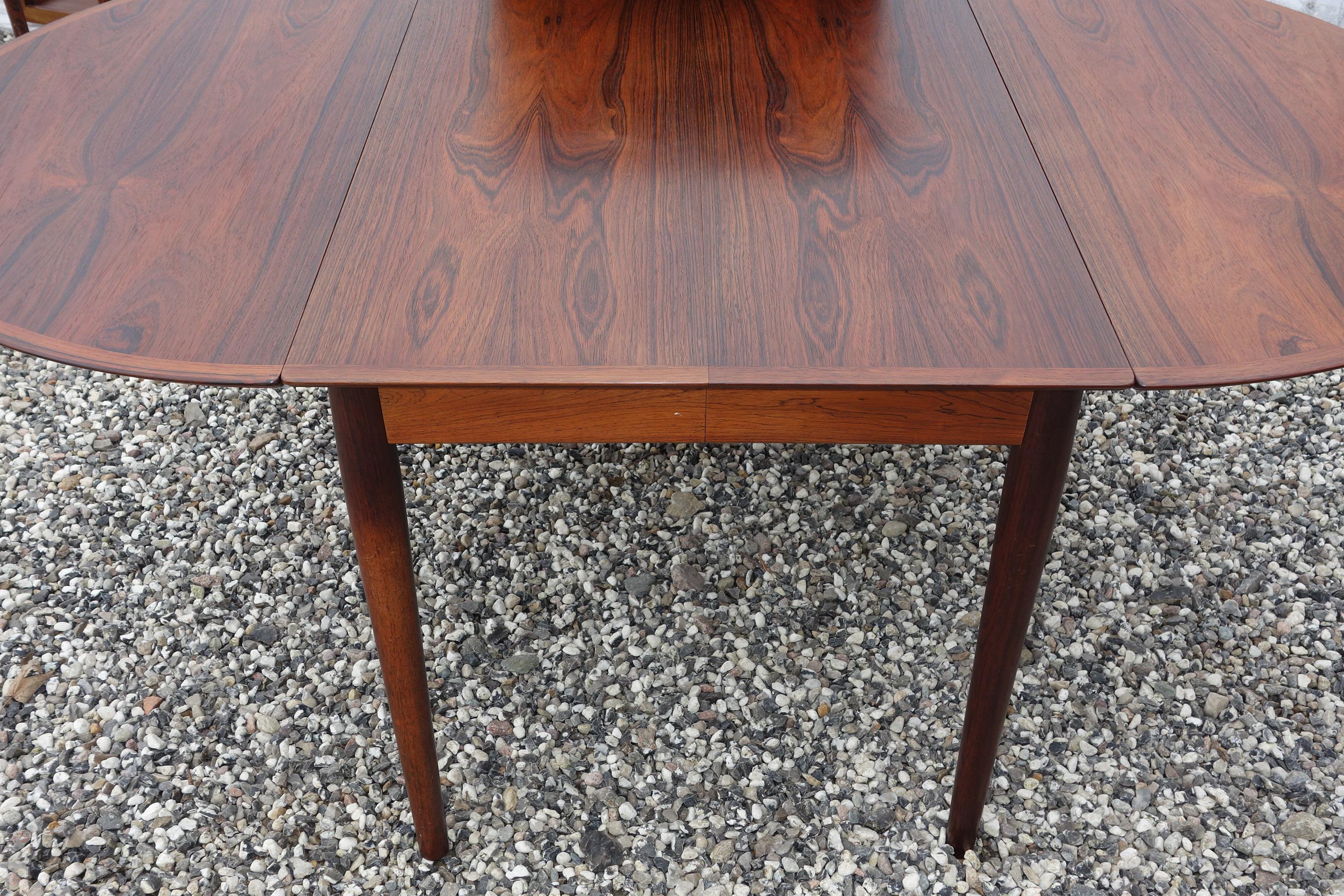 Arne Vodder Drop Leaf Table in Rosewood Made by Sibast Furniture Model 227 For Sale 2