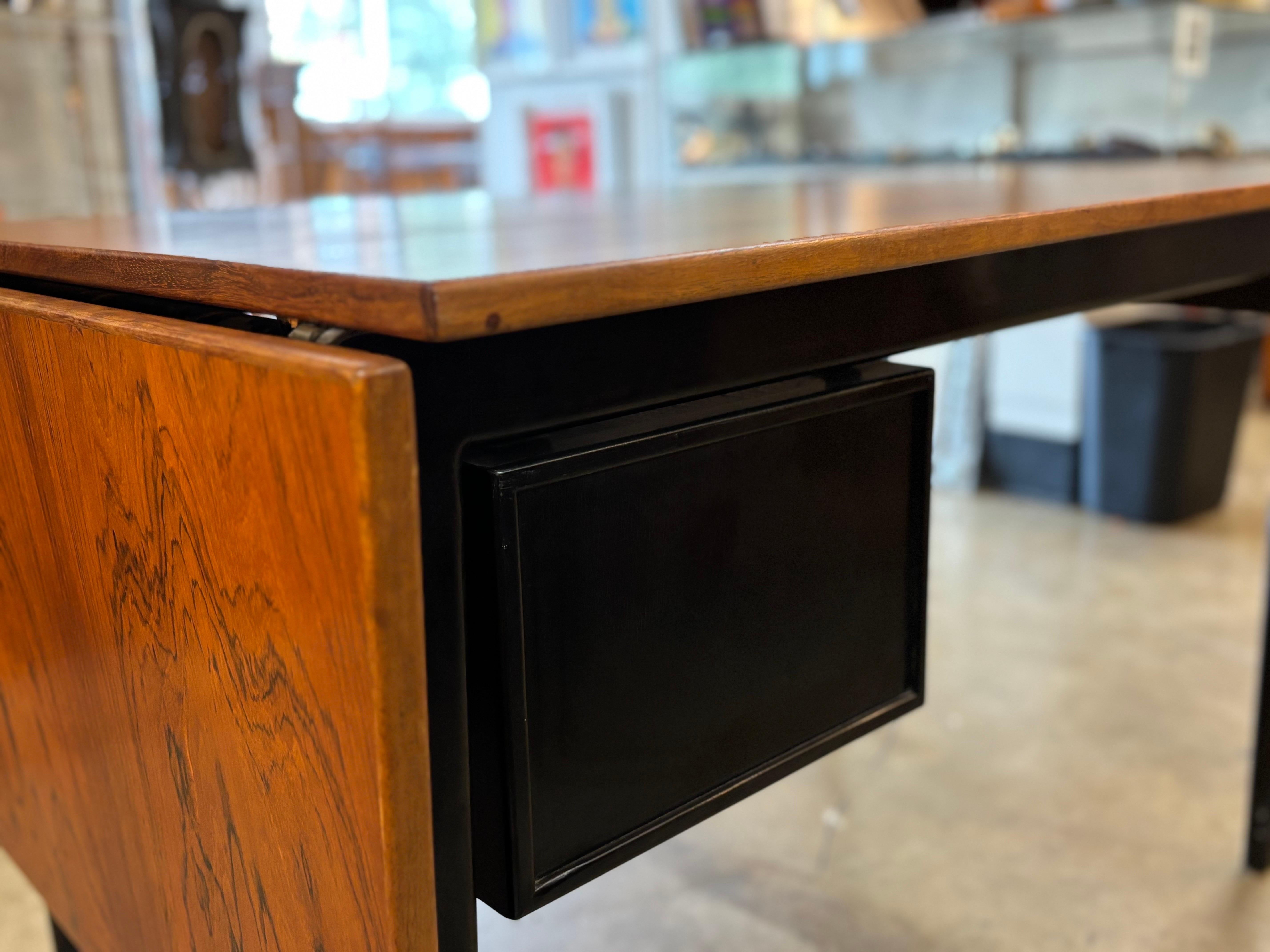 Danese Scrivania in teak a ribalta di Arne Vodder in vendita