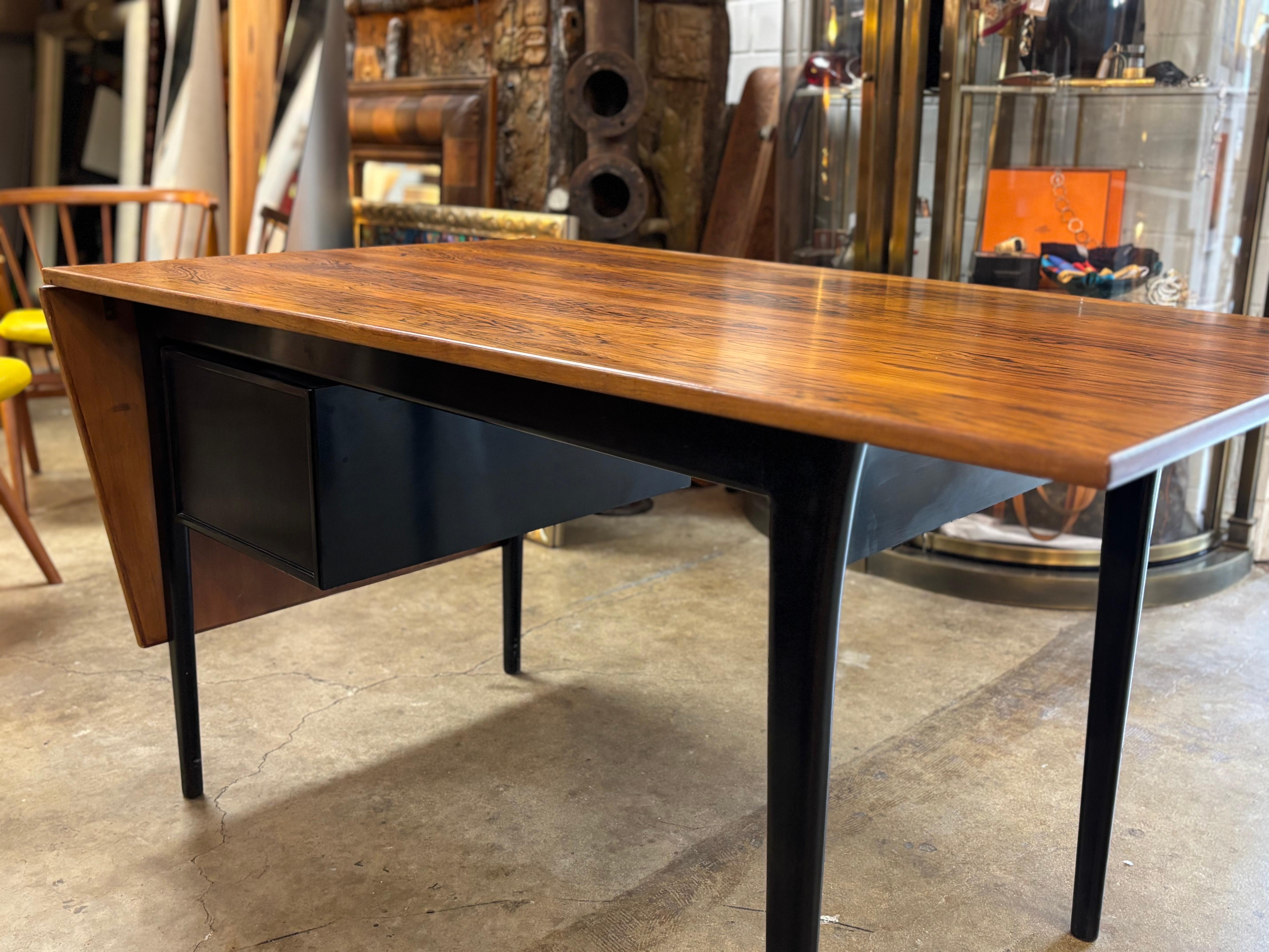 Teak Scrivania in teak a ribalta di Arne Vodder in vendita