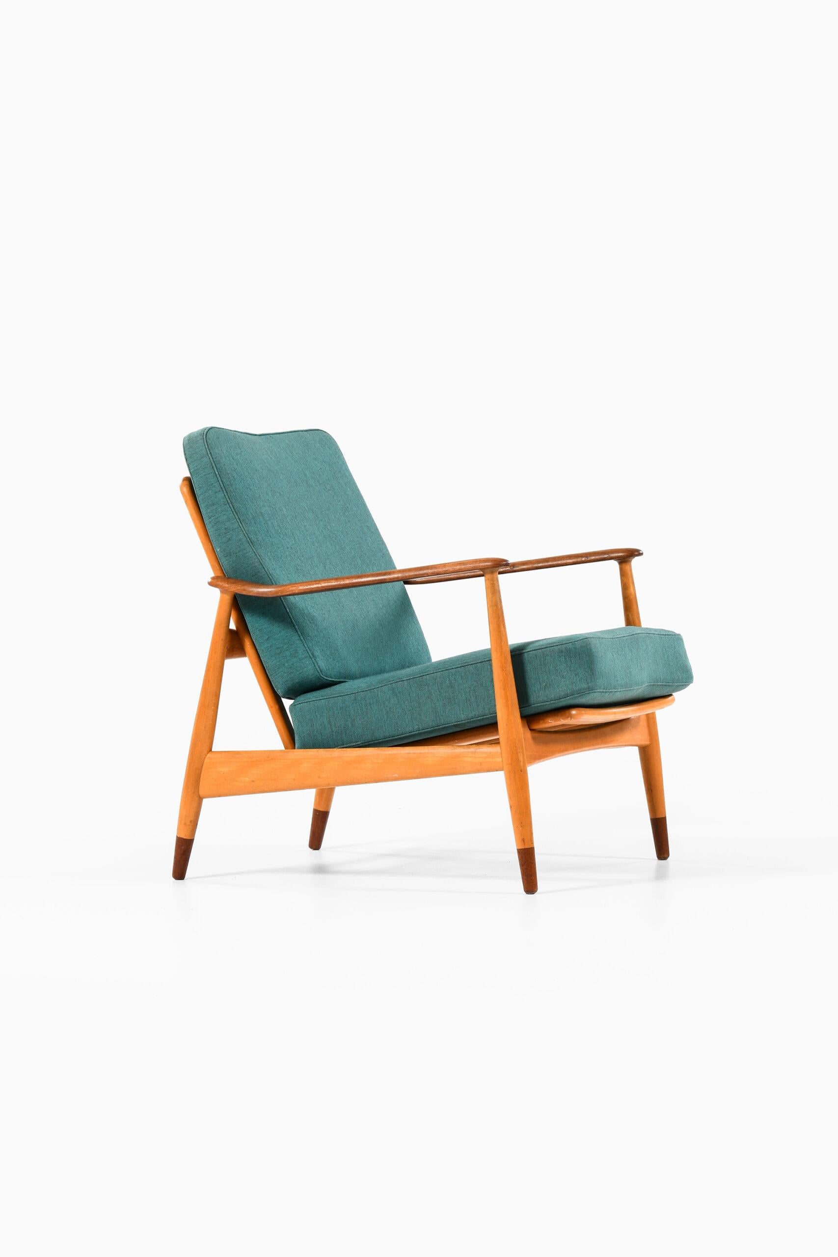 Arne Vodder Easy Chair Model 161 Produced by France & Daverkosen in Denmark 4