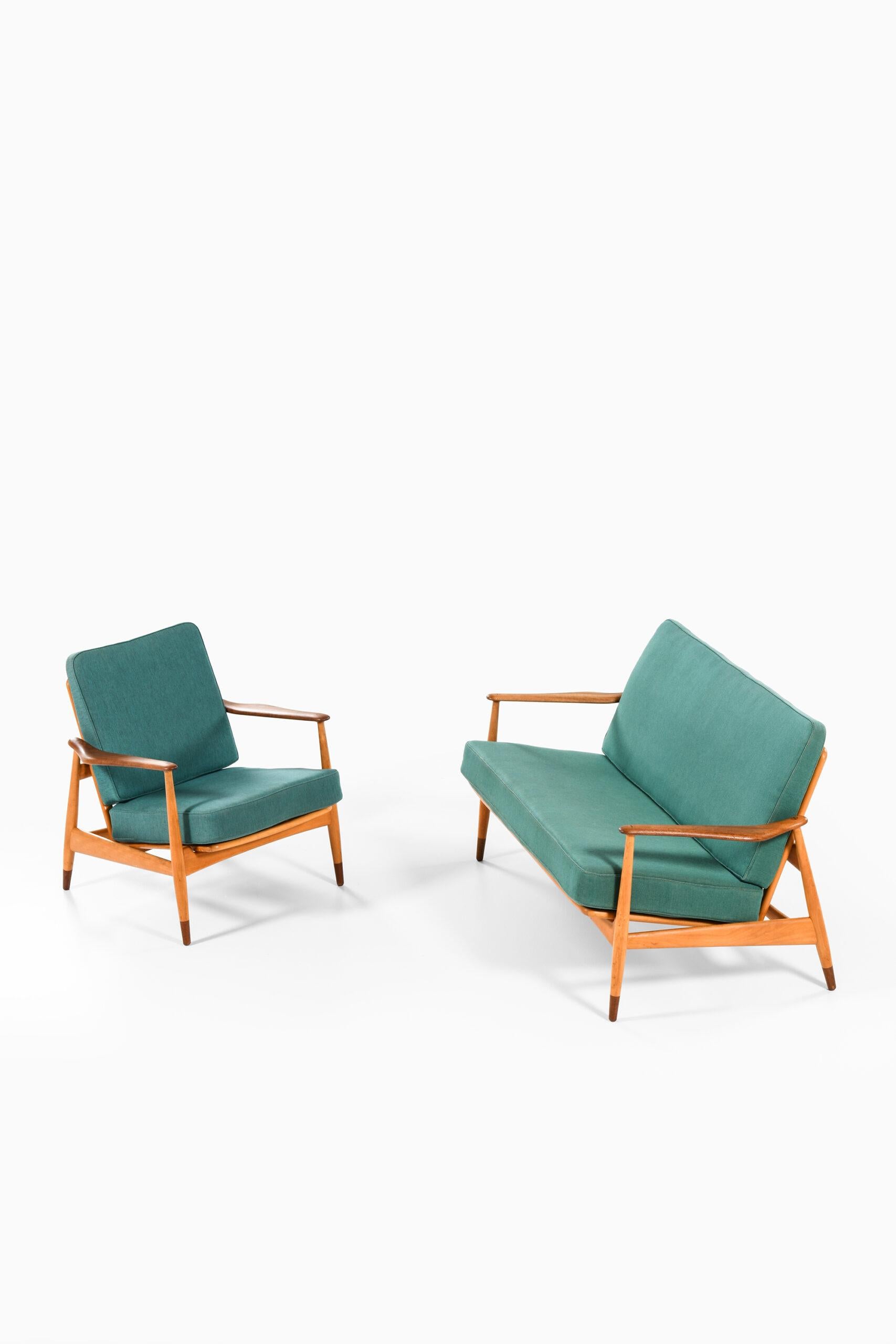 Arne Vodder Easy Chair Model 161 Produced by France & Daverkosen in Denmark 6