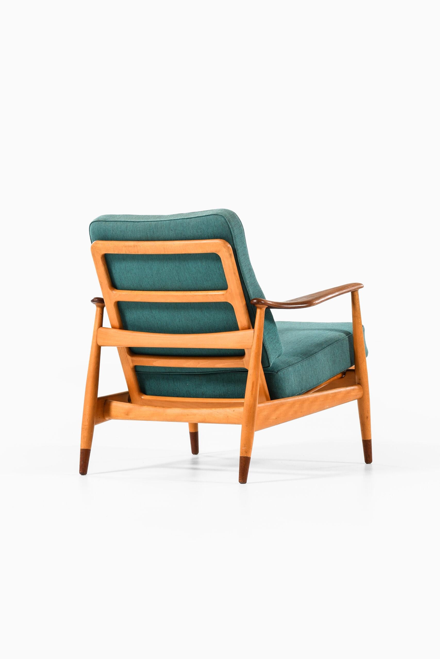 Fabric Arne Vodder Easy Chair Model 161 Produced by France & Daverkosen in Denmark