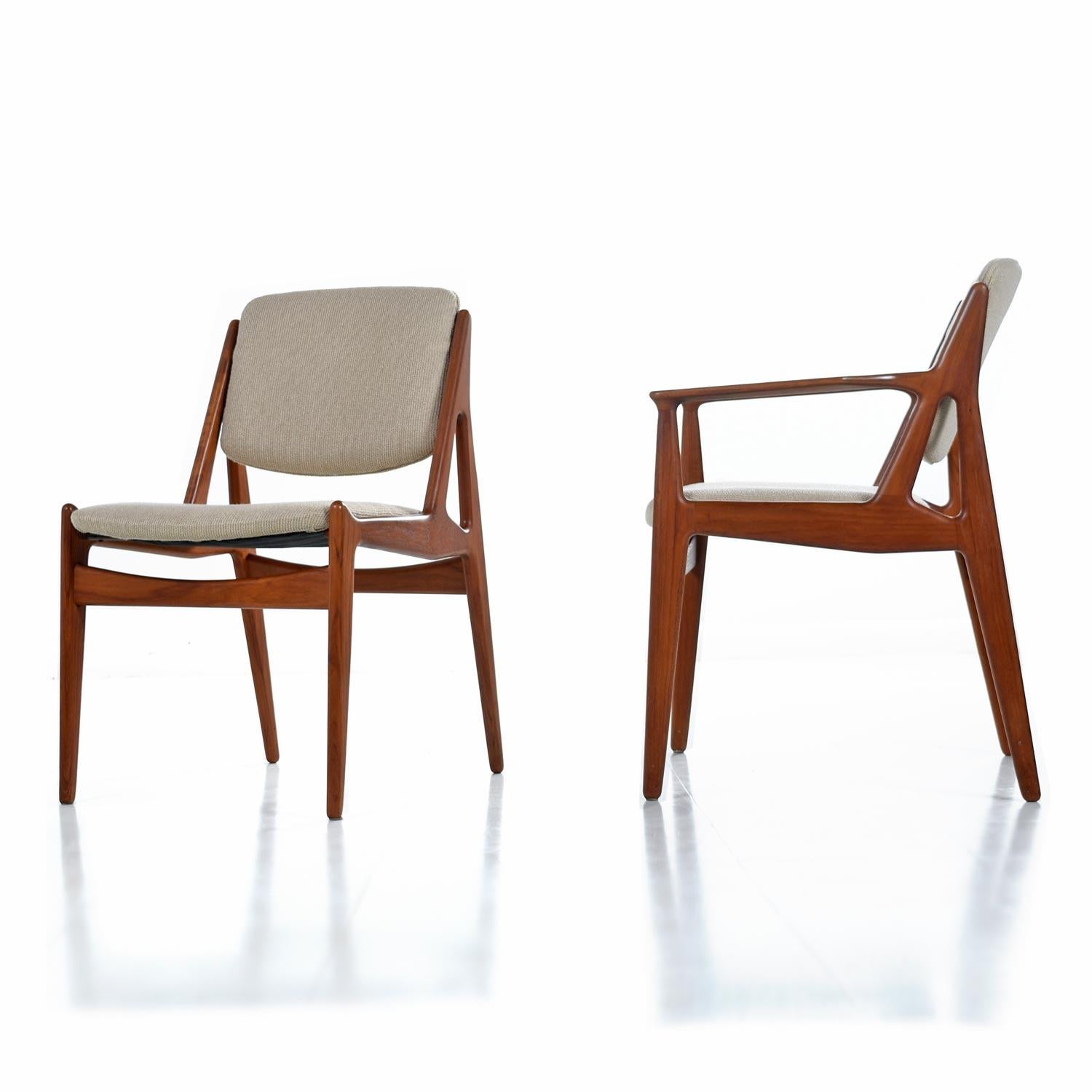 Mid-Century Modern Arne Vodder Ella Dining Chairs Solid Teak Swivel Back Danish Modern