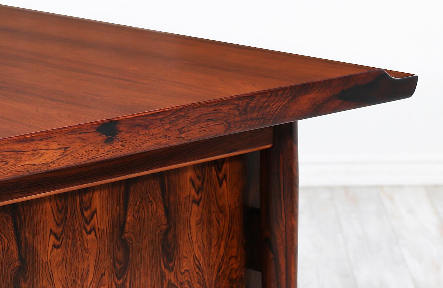 Arne Vodder Executive Rosewood Desk for Sibast Møbler 1