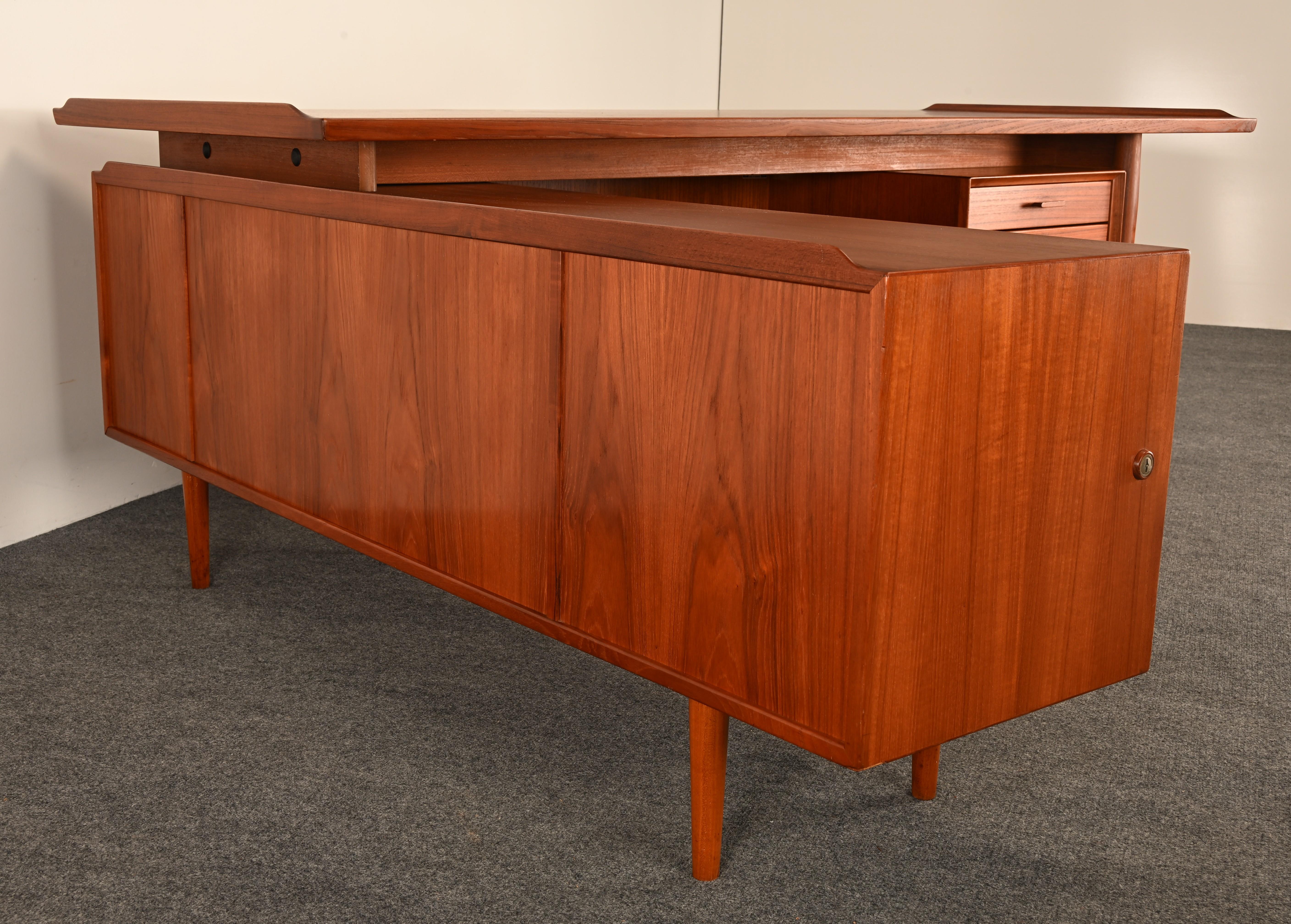 Scrivania direzionale in teak di Arne Vodder per Sibast, 1958 in vendita 3