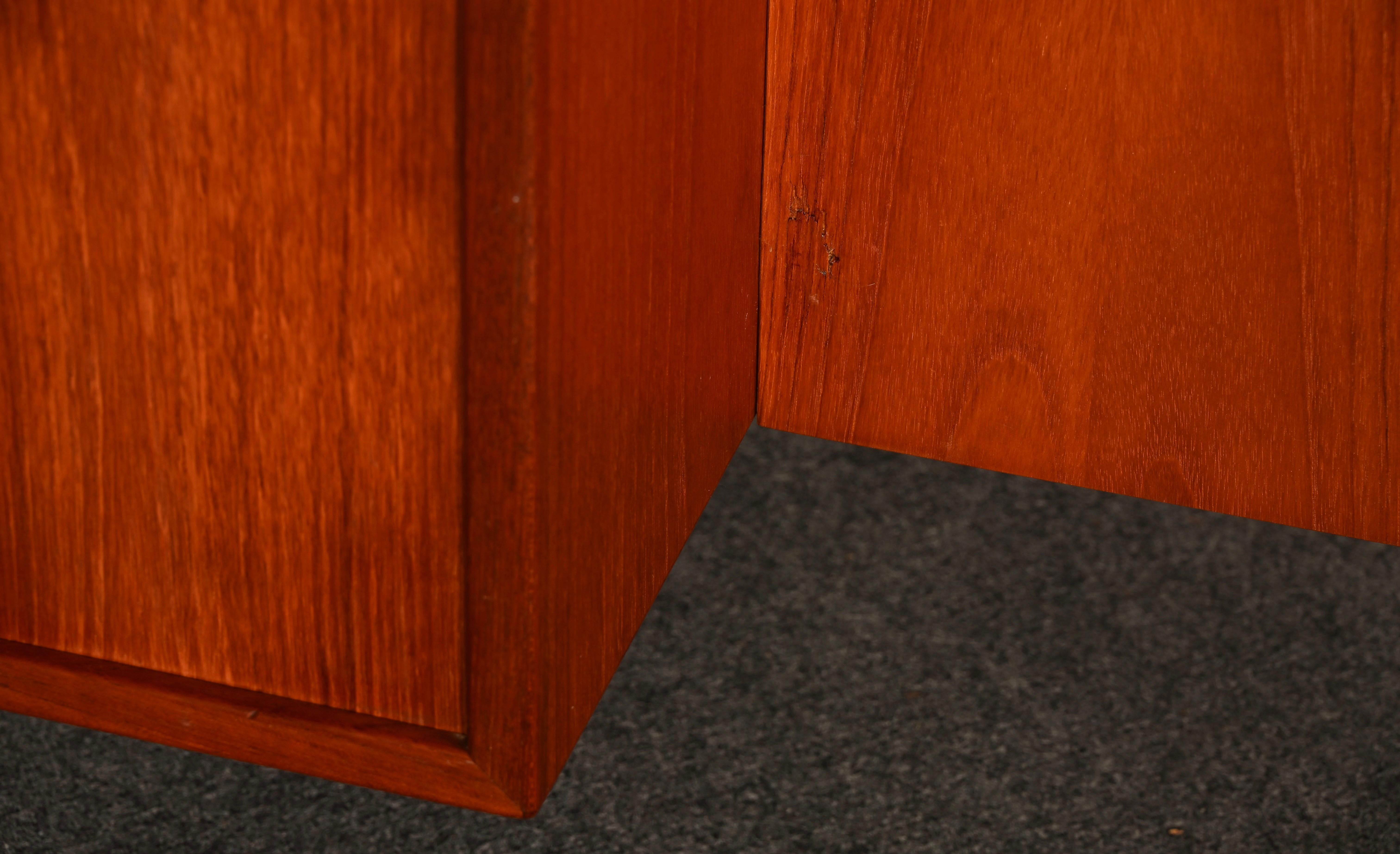 Scrivania direzionale in teak di Arne Vodder per Sibast, 1958 in vendita 11