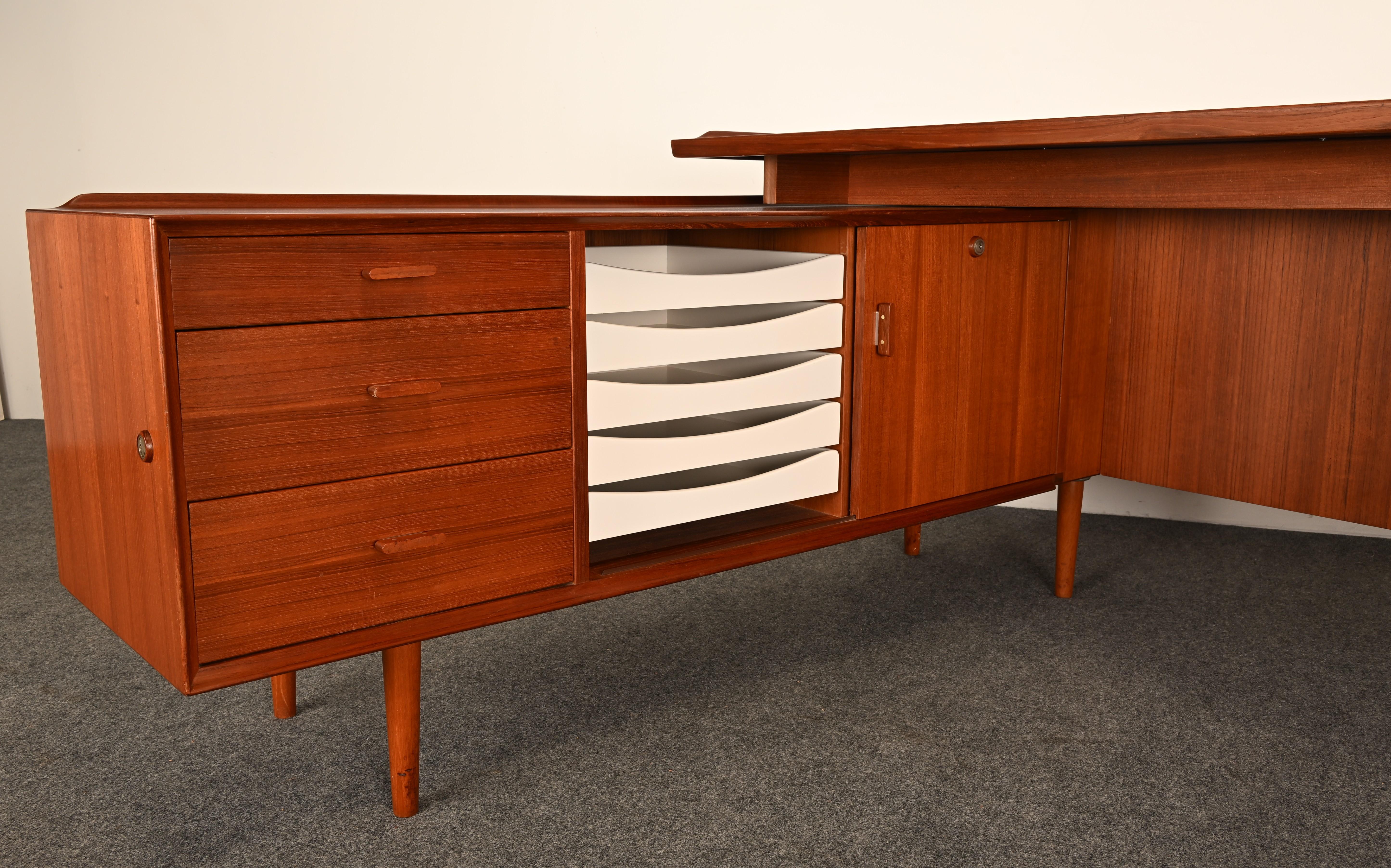 Teak Scrivania direzionale in teak di Arne Vodder per Sibast, 1958 in vendita