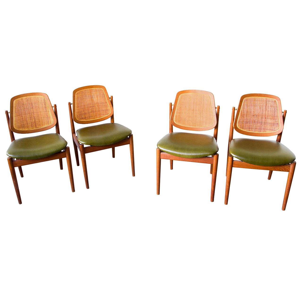Arne Vodder F-205 Dining Chairs