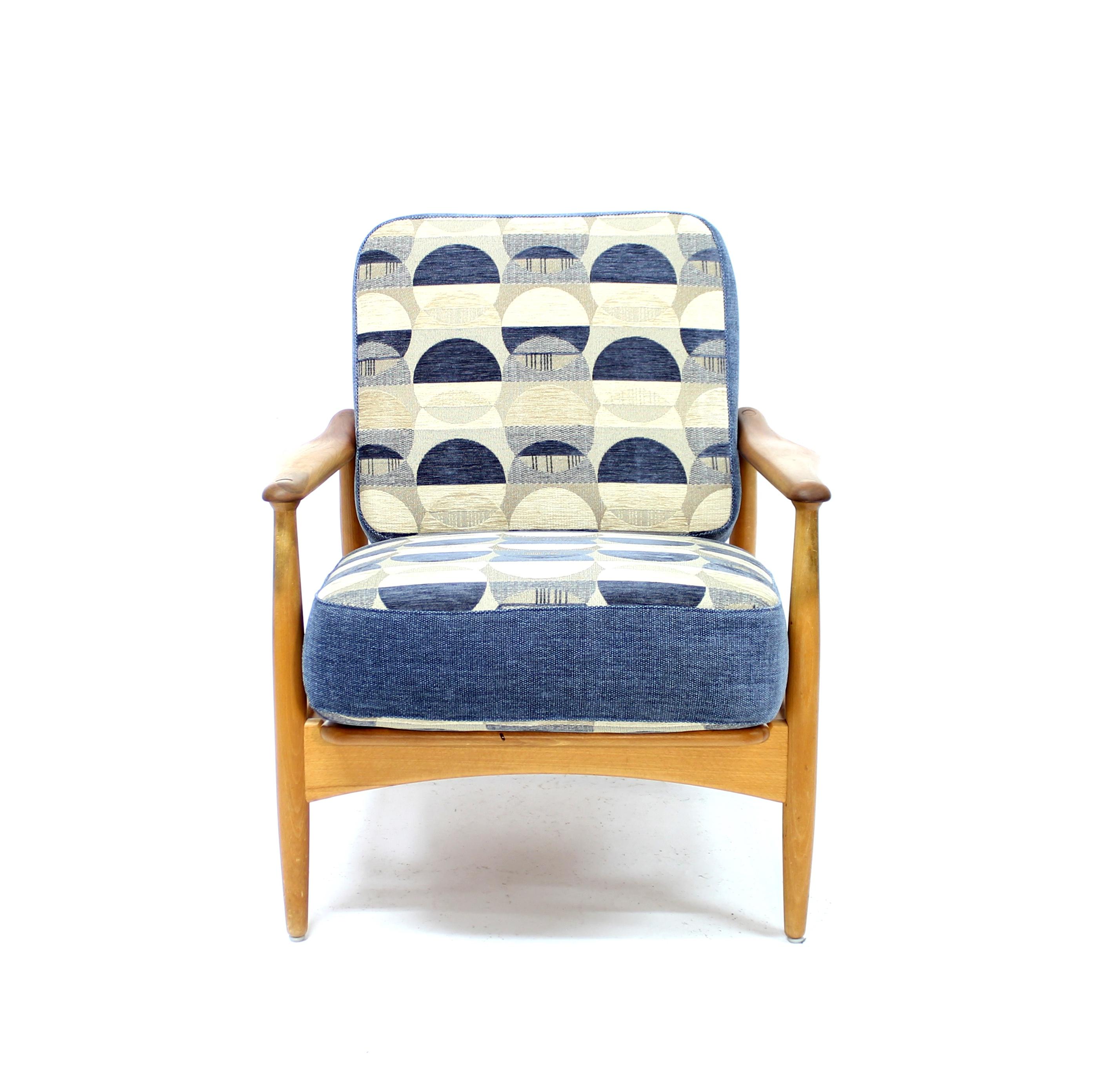 Tissu Arne Vodder, chaise longue FD 161 en teck et hêtre, France & Son, Danemark, années 1960 en vente