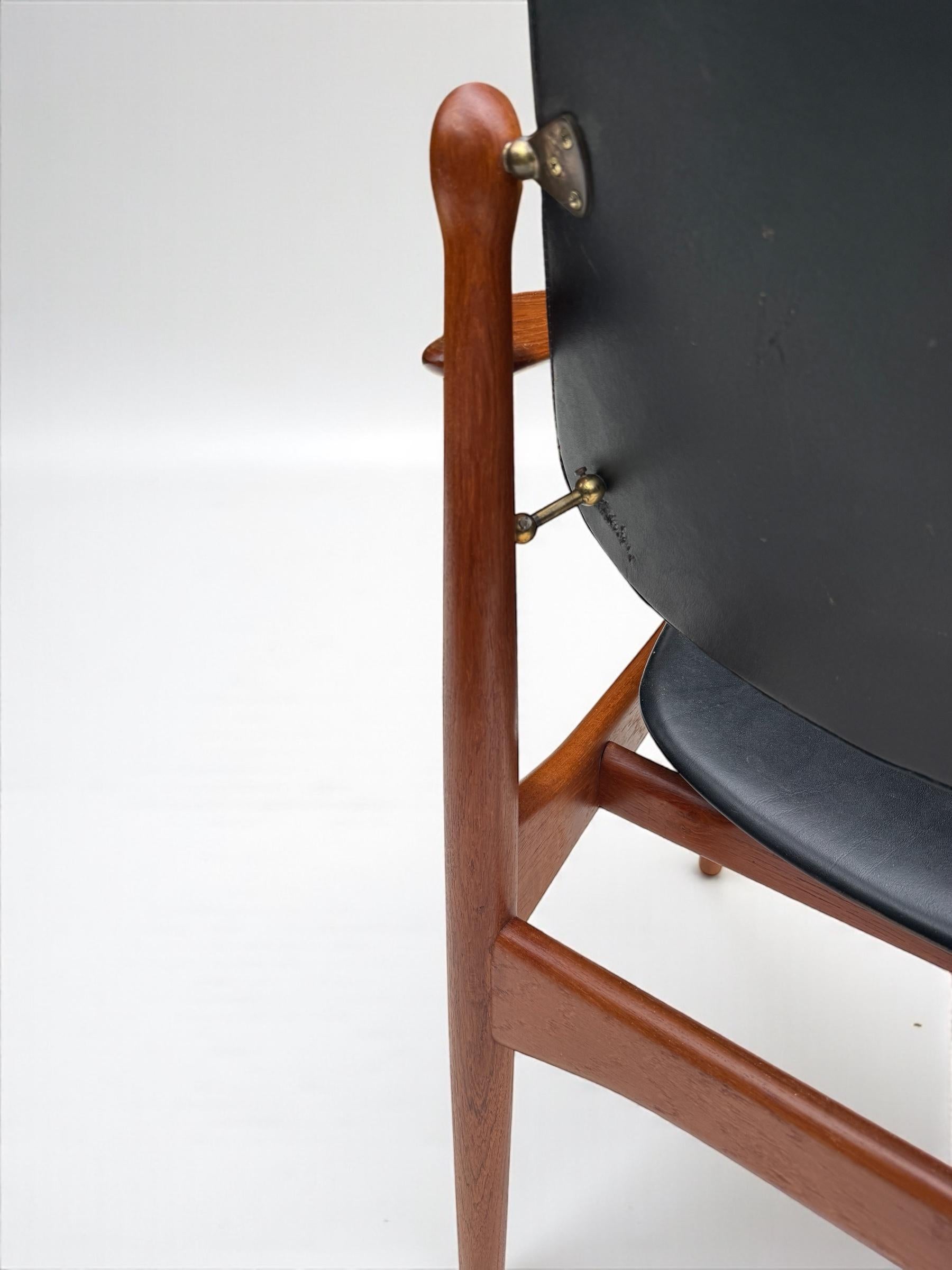 Arne Vodder FD 184 Armchair in Teak and Leather, Denmark 1950's For Sale 4