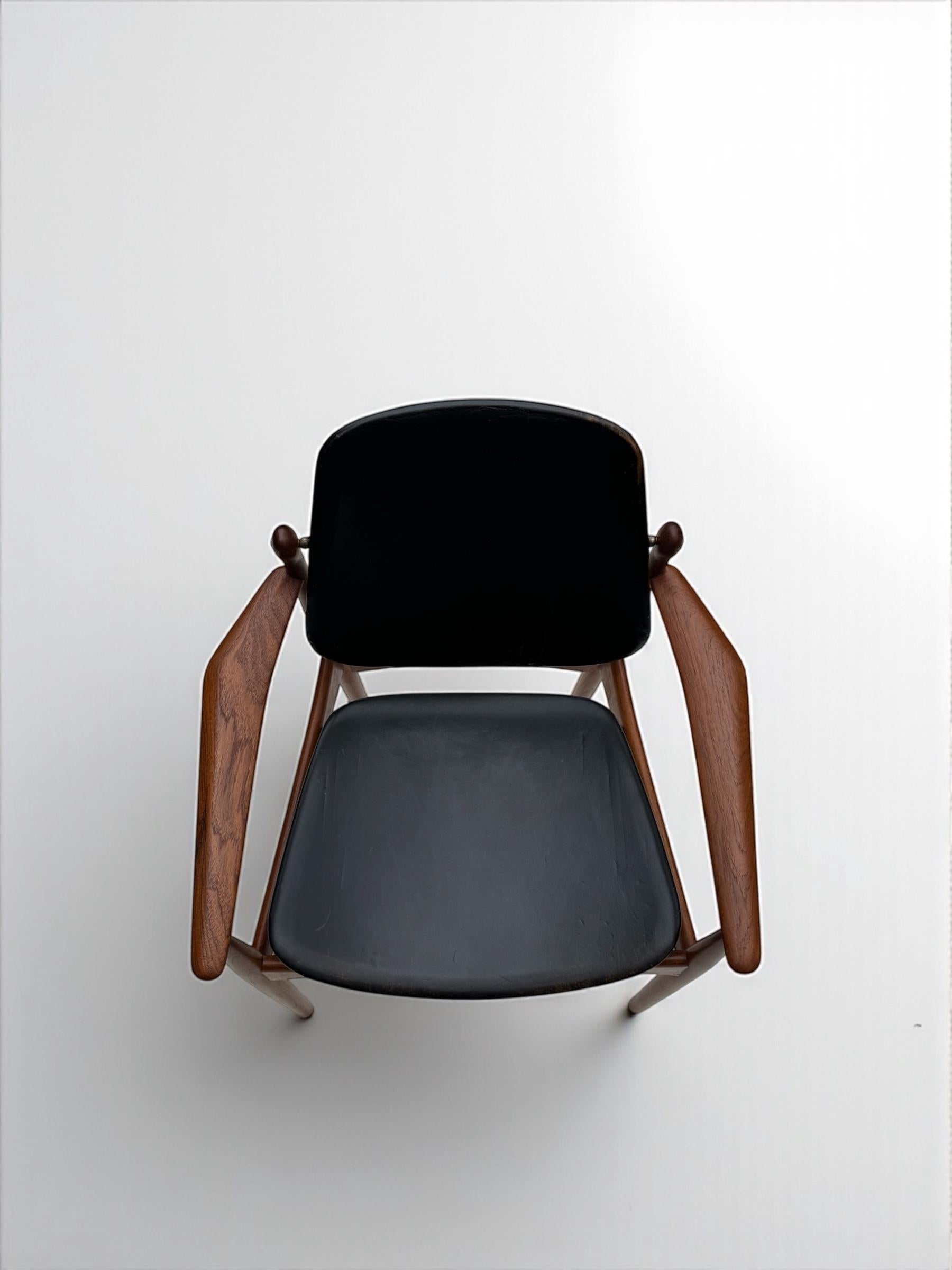 Arne Vodder FD 184 Armchair in Teak and Leather, Denmark 1950's In Good Condition For Sale In London, GB