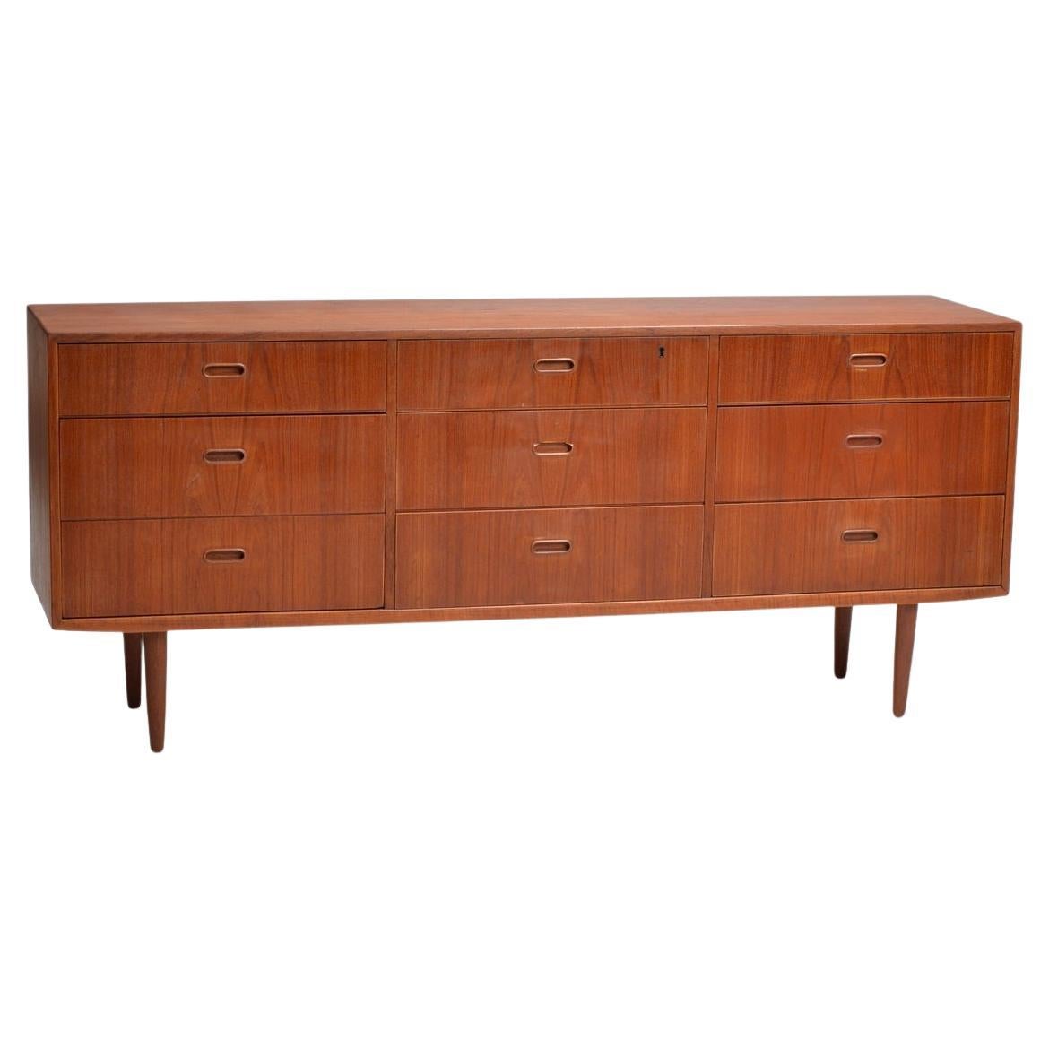 Arne Vodder for Falster Danish Modern Nine-Drawer Teak Long Dresser or Credenza