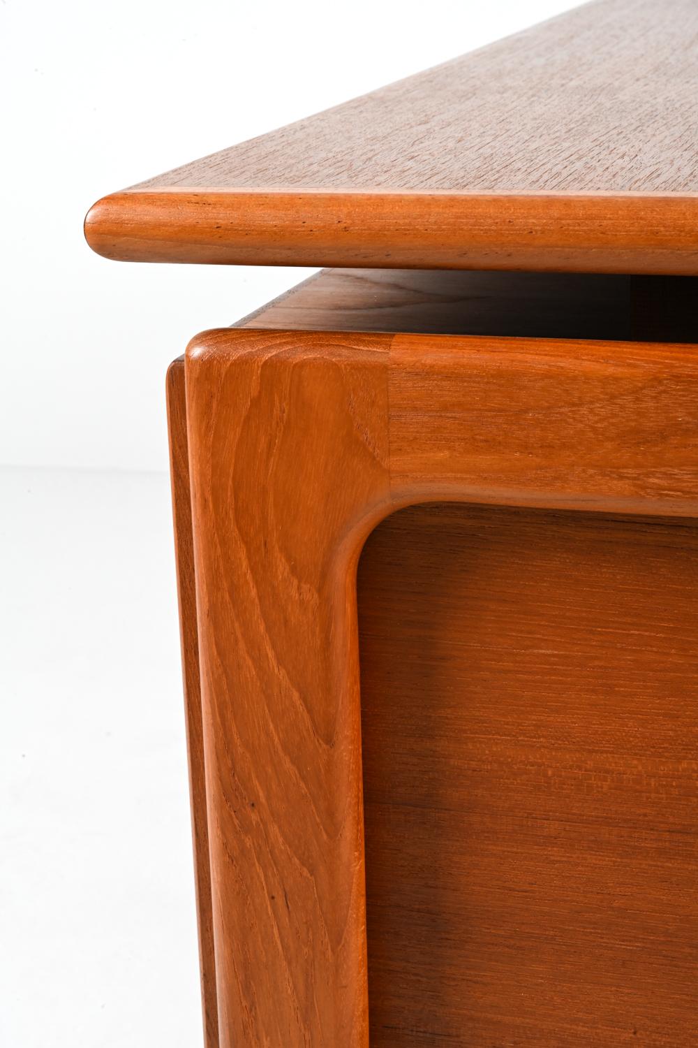 Arne Vodder for G.V. Møbler Danish Teak Executive Desk, c. 1960's For Sale 9