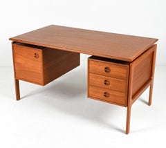 Arne Vodder pour G.V. Bureau de direction en teck danois Møbler, c. 1960's