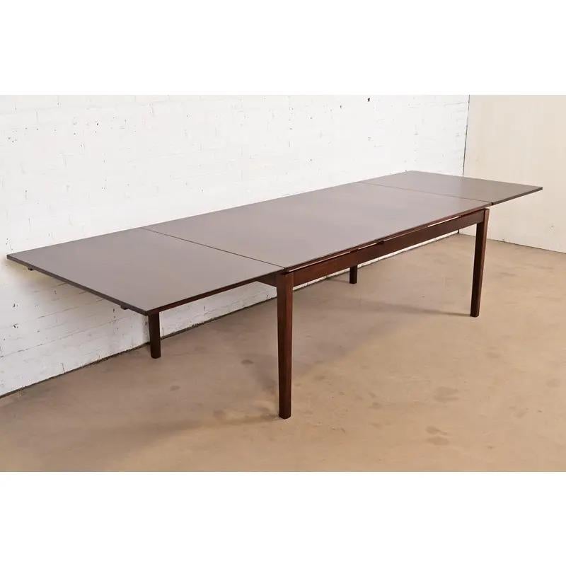 Arne Vodder for H. Sigh & Son's Extension Dining Table, Newly Refinished In Good Condition For Sale In South Bend, IN