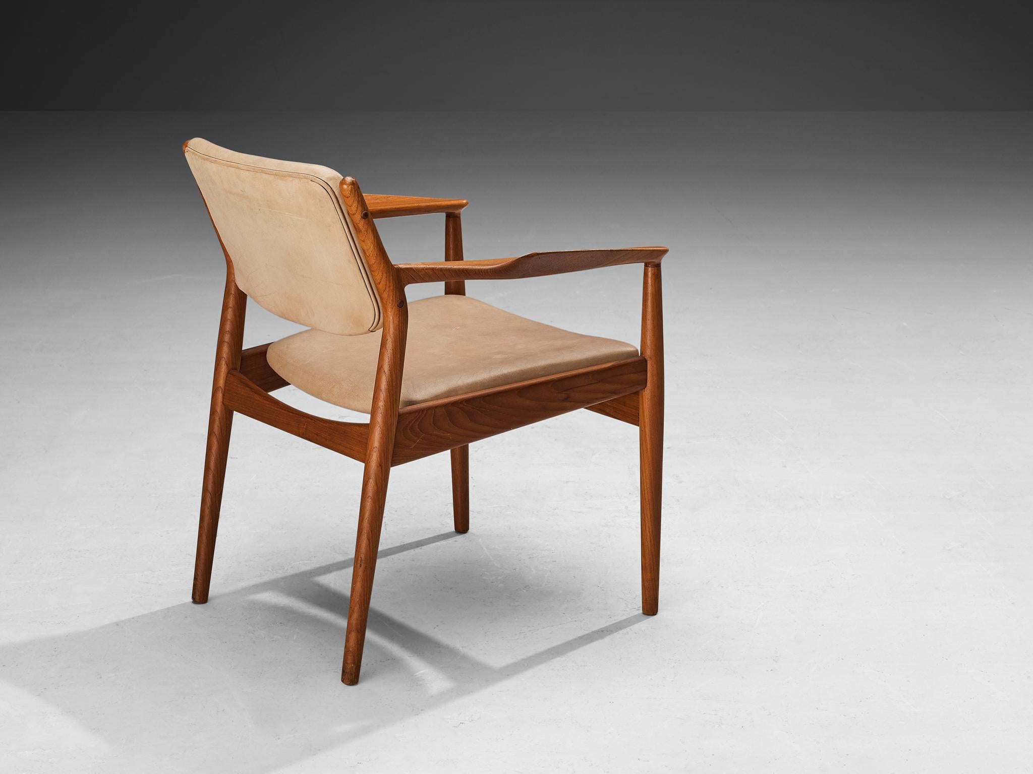Arne Vodder per Sibast Poltrone in Teak e Tappezzeria Beige in vendita 4