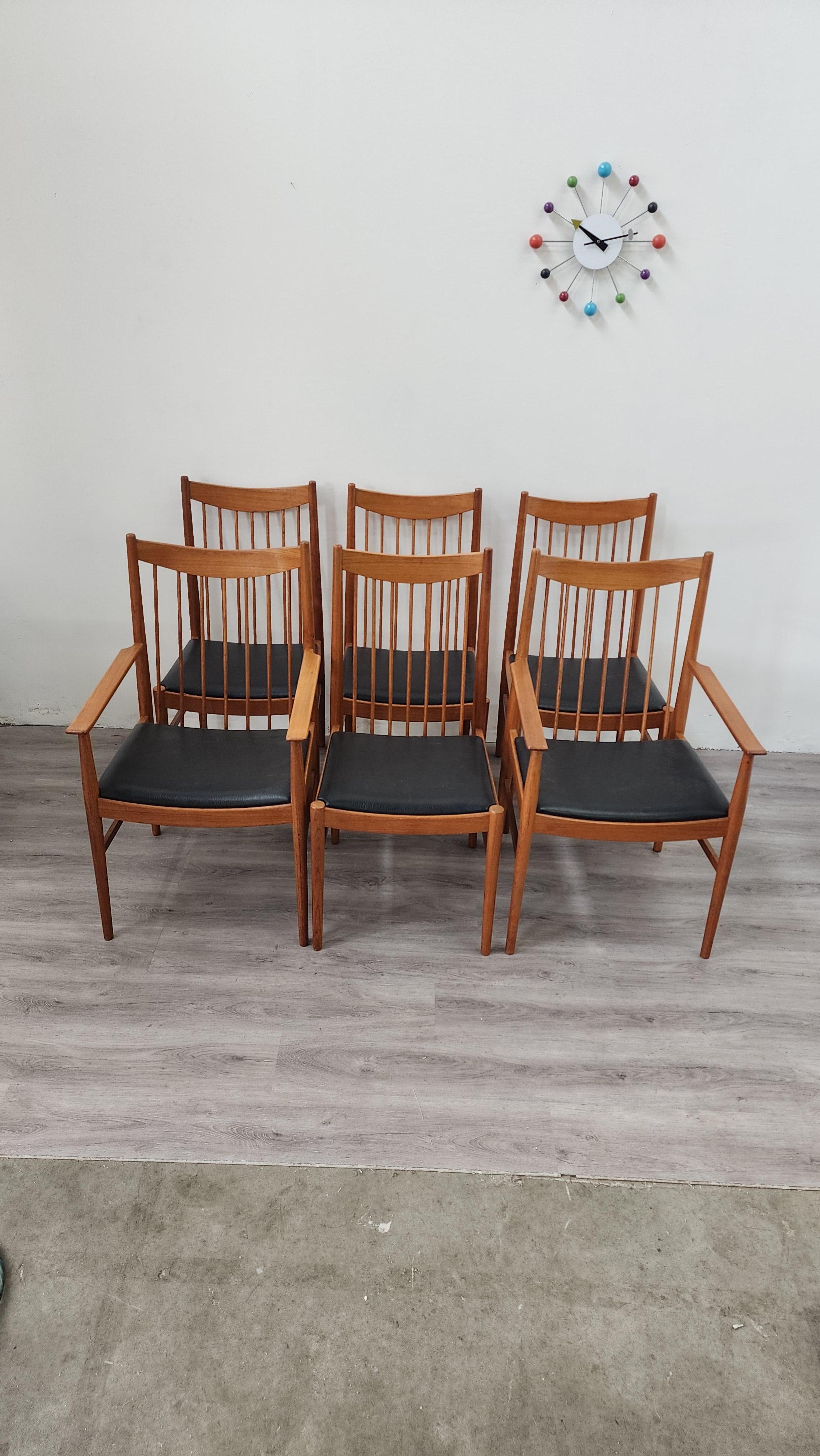 This set of 6 Danish dining chairs were designed by Arne Vodder for Sibast Mobelfabrik. They were purchased from the original owner and have been well cared for. They are referred to as the Model 422 chair. These classic Danish modern chairs are