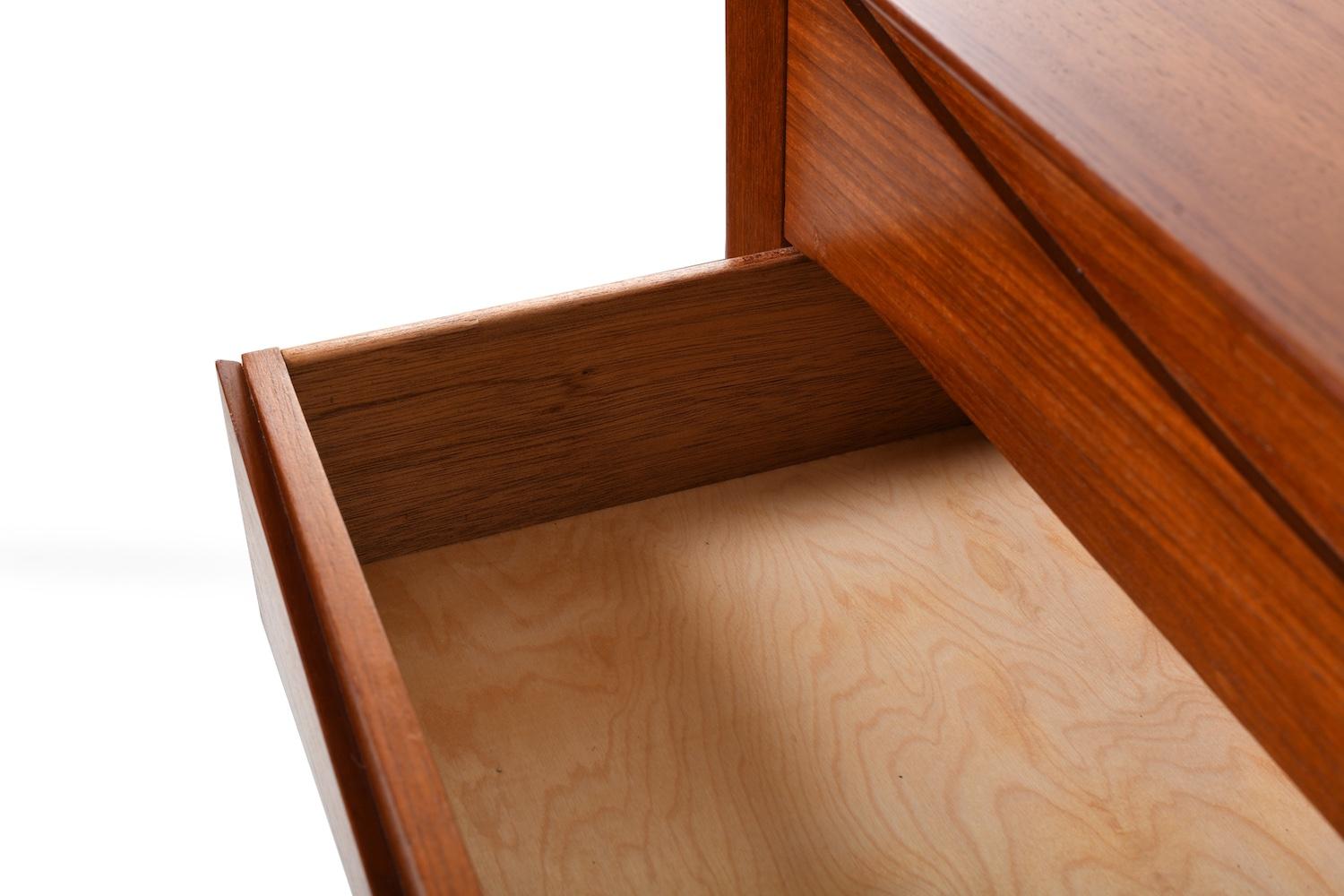 Commode en teck Arne Vodder pour Sibast des années 1960 en vente 1