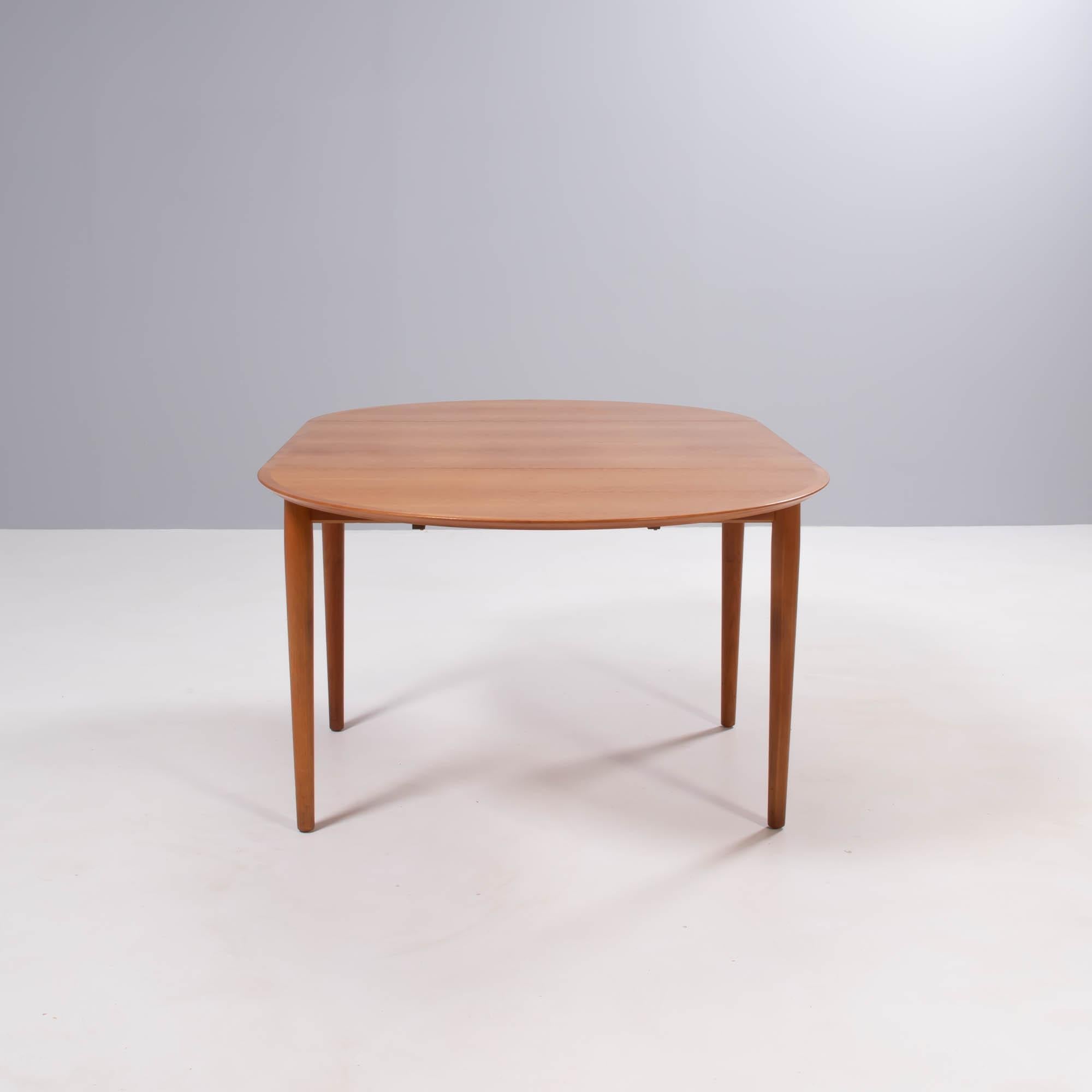 Mid-20th Century Arne Vodder for Sibast Mid-Century 227 Extendable Dining Table & 6 Dining Chairs