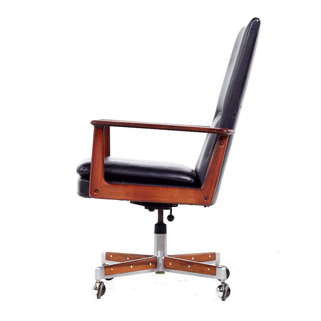 Arne Vodder for Sibast Mid Century Danish Rosewood Executive Desk Chair 2