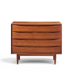Arne Vodder for Sibast Mid Century Danish Teak 4 Drawer Dresser