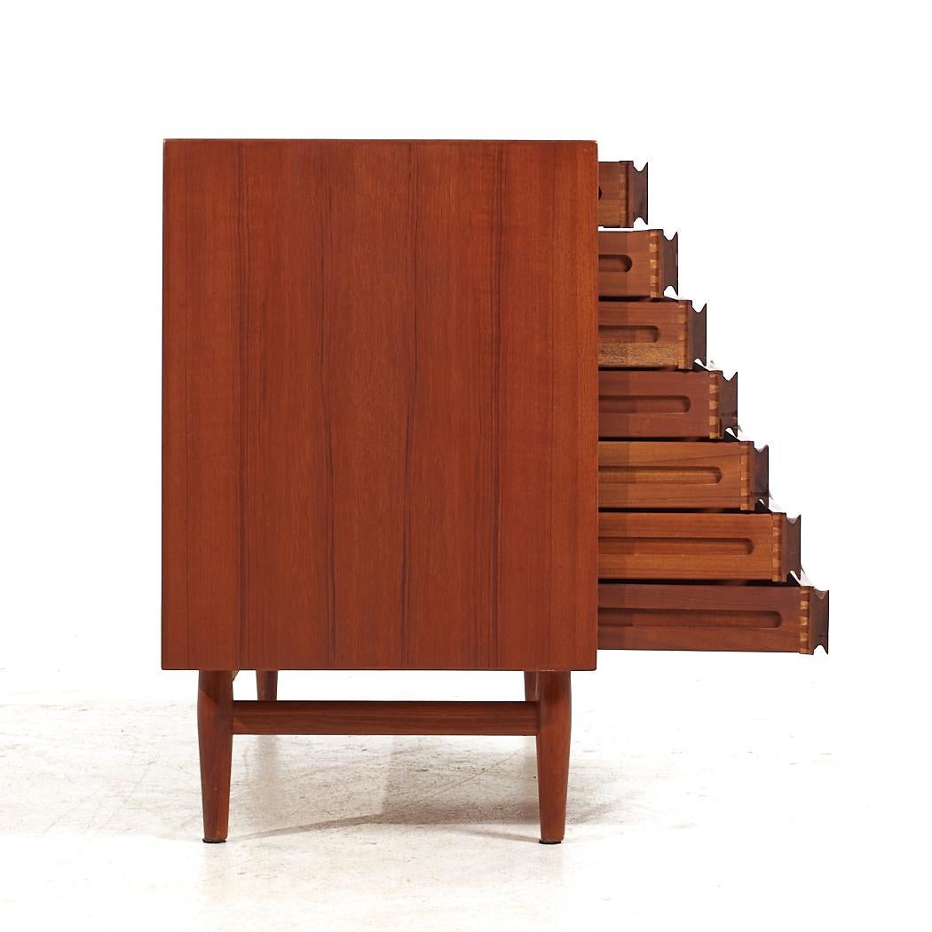 Arne Vodder for Sibast Mid Century Danish Teak Drop Front Bar Credenza In Good Condition For Sale In Countryside, IL