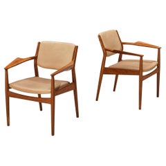 Arne Vodder for Sibast Pair of Armchairs in Teak and Beige Upholstery 