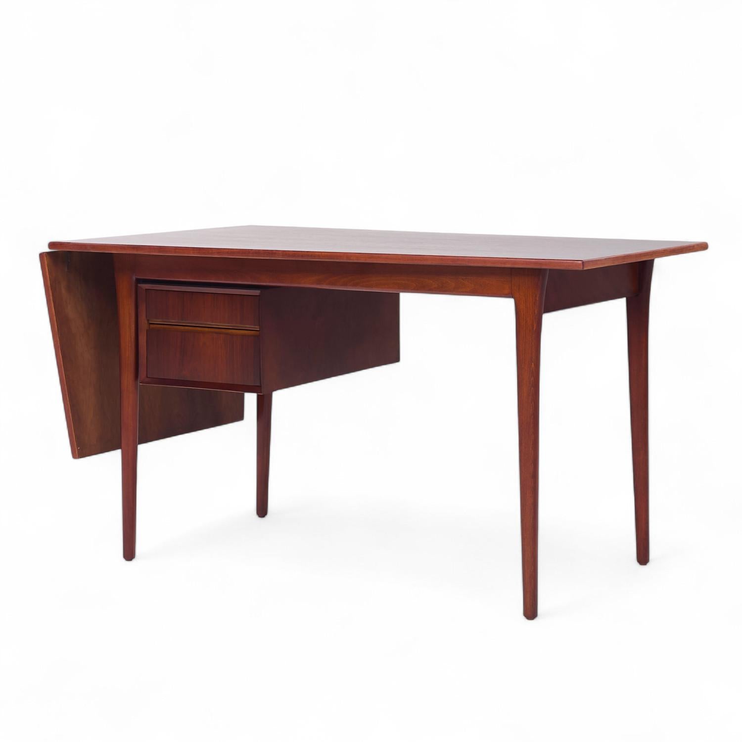 Mid-Century Modern Arne Vodder pour Sibast Bureau à abattant en teck en vente