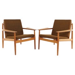 Arne Vodder Glostrup Møbelfabrik Mid Century Danish Lounge Chairs , a Pair