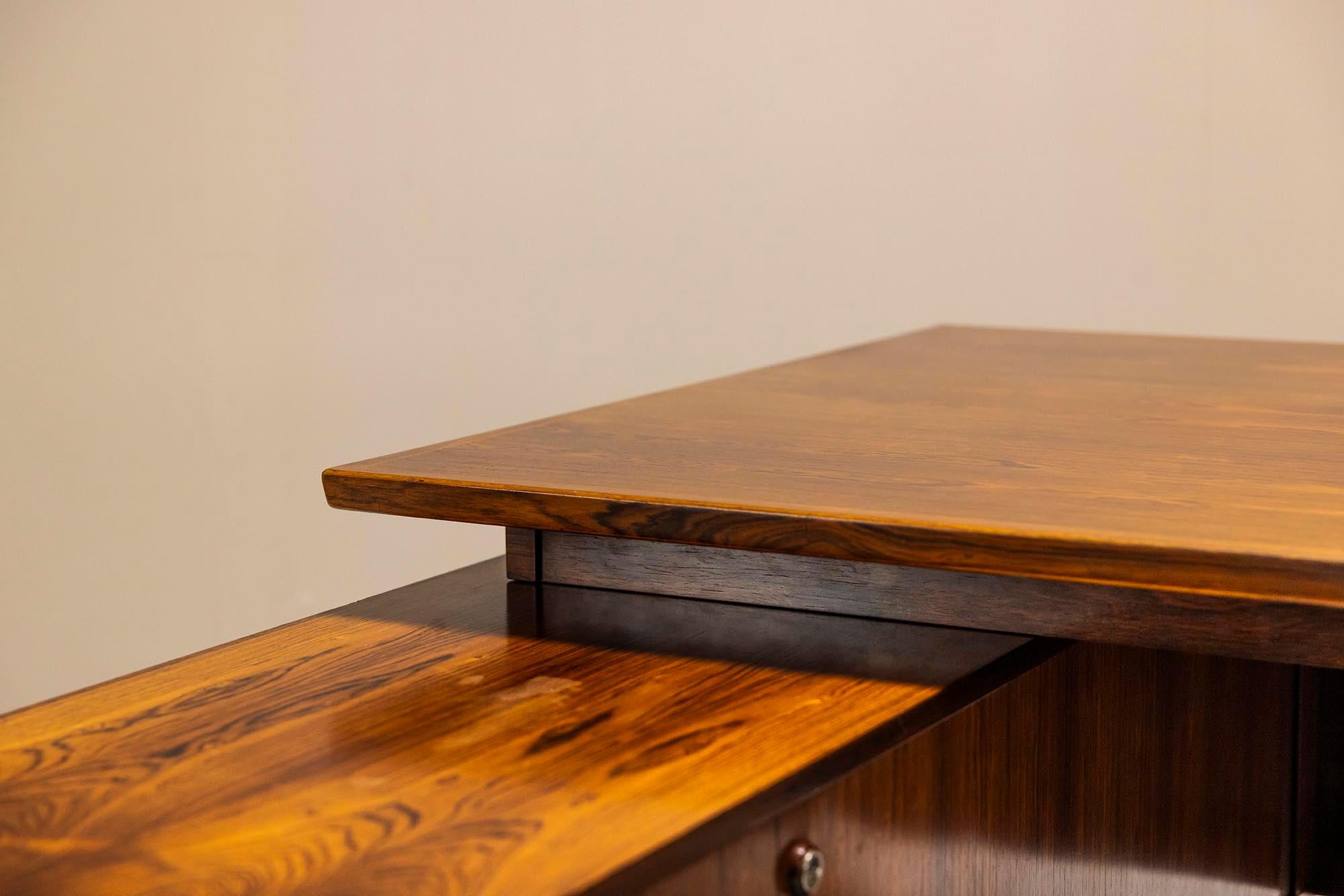 Arne Vodder L-shaped Executive Desk in Rosewood for Sibast, Denmark 1960s 8