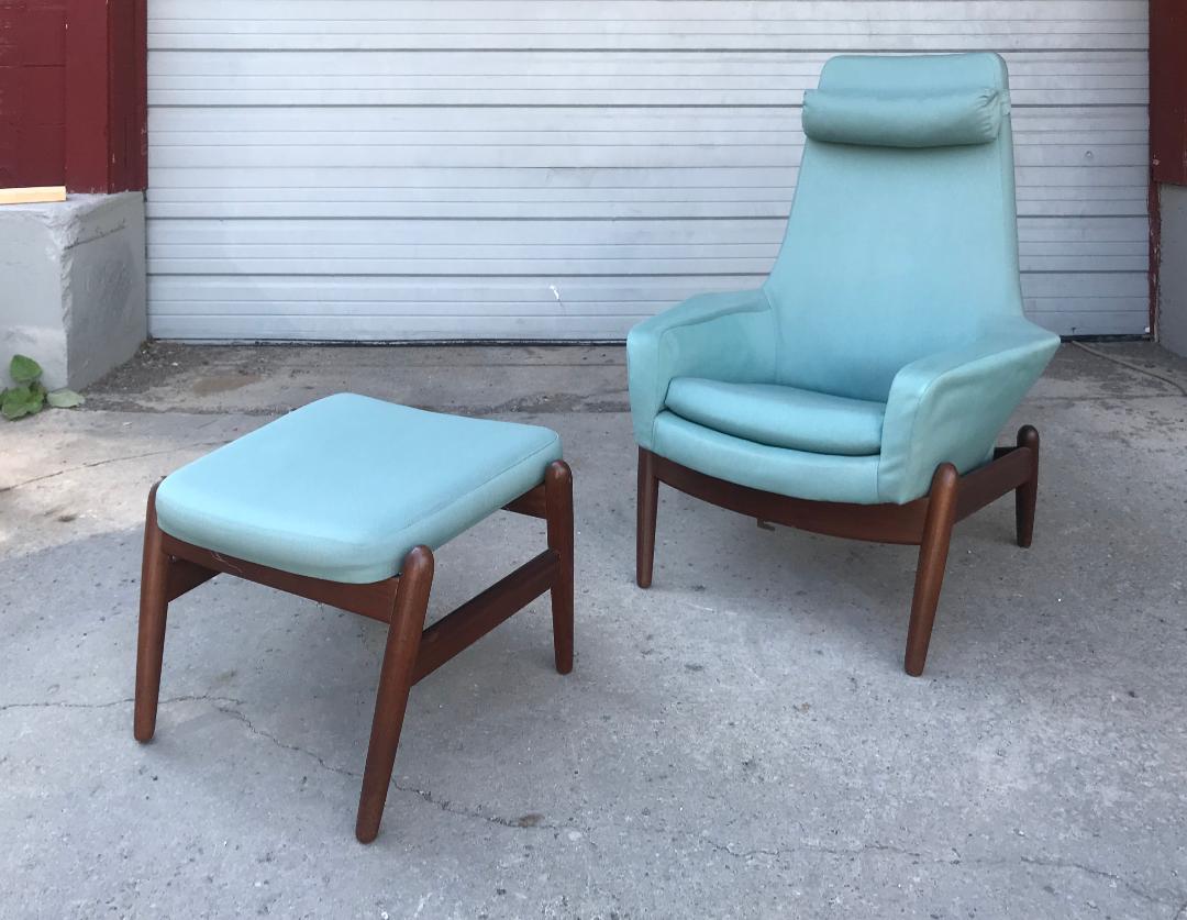 Scandinavian Modern Arne Vodder Lounge Chair and Ottoman, Classic Modern Design, Denmark, 1950s