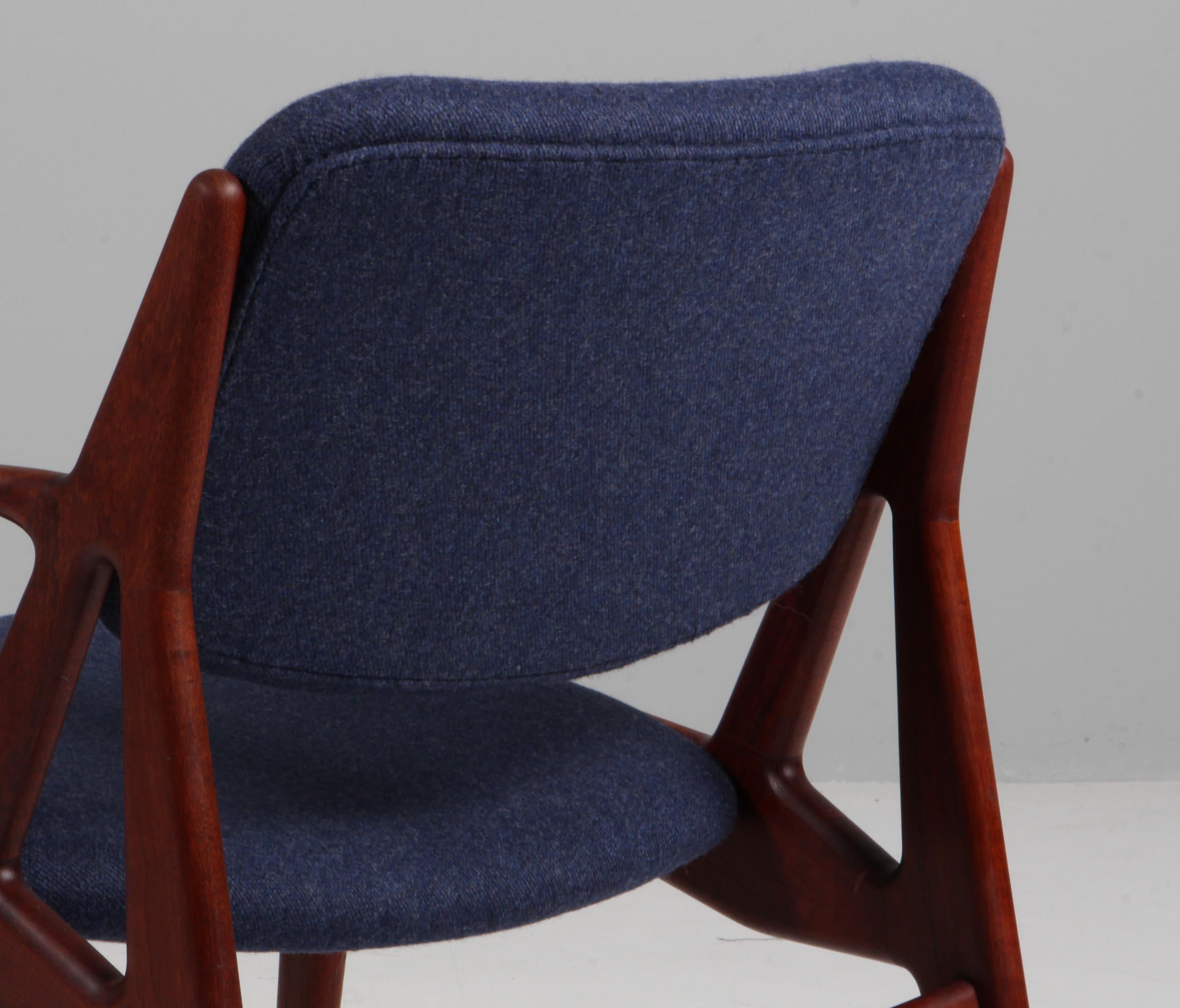 Arne Vodder Lounge Chairs, Solid Teak For Sale 2