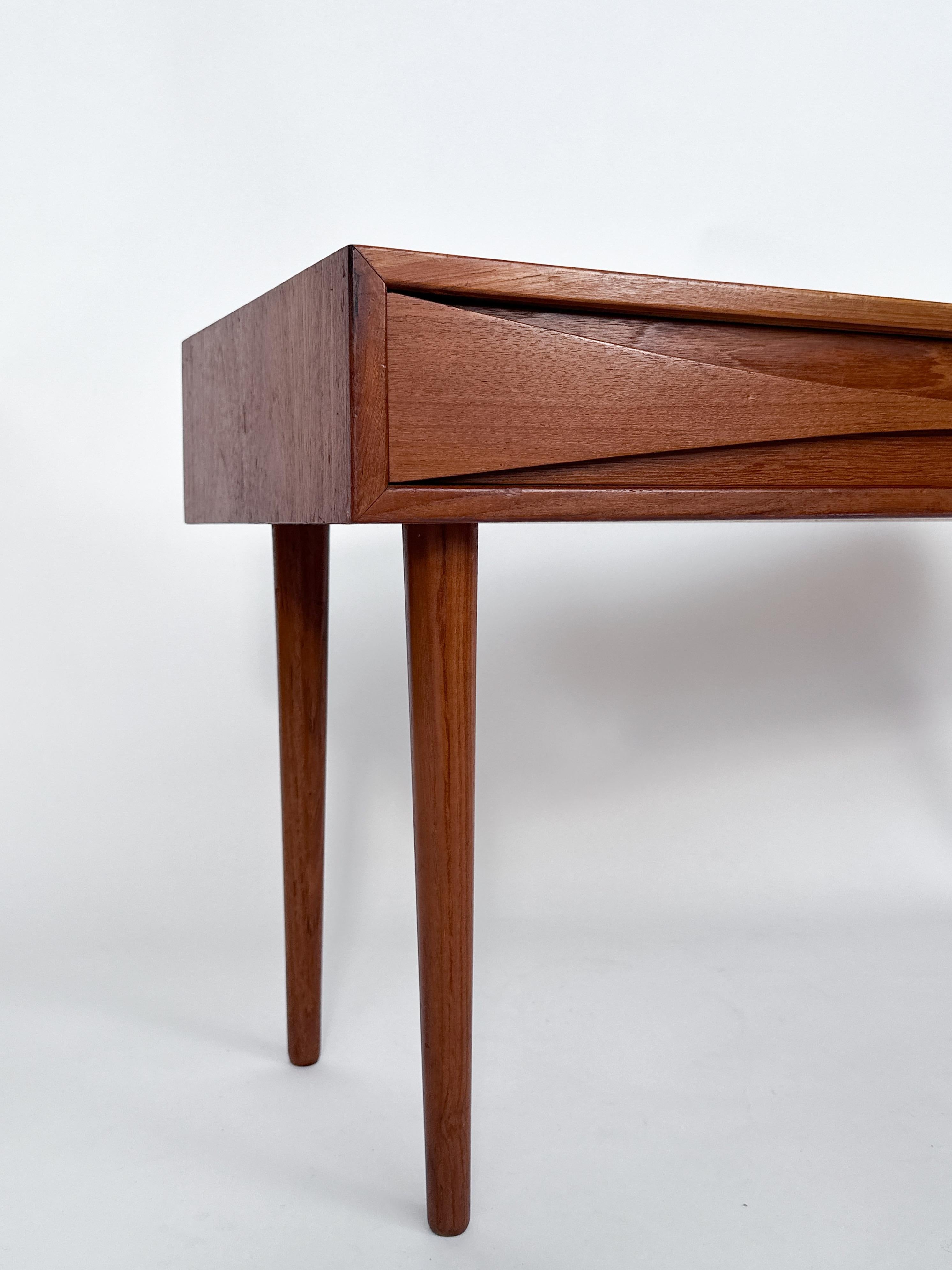 Mid-20th Century Arne Vodder Lowboard Nightstand Bedside Table Teak Chest of Drawer Niels Clausen