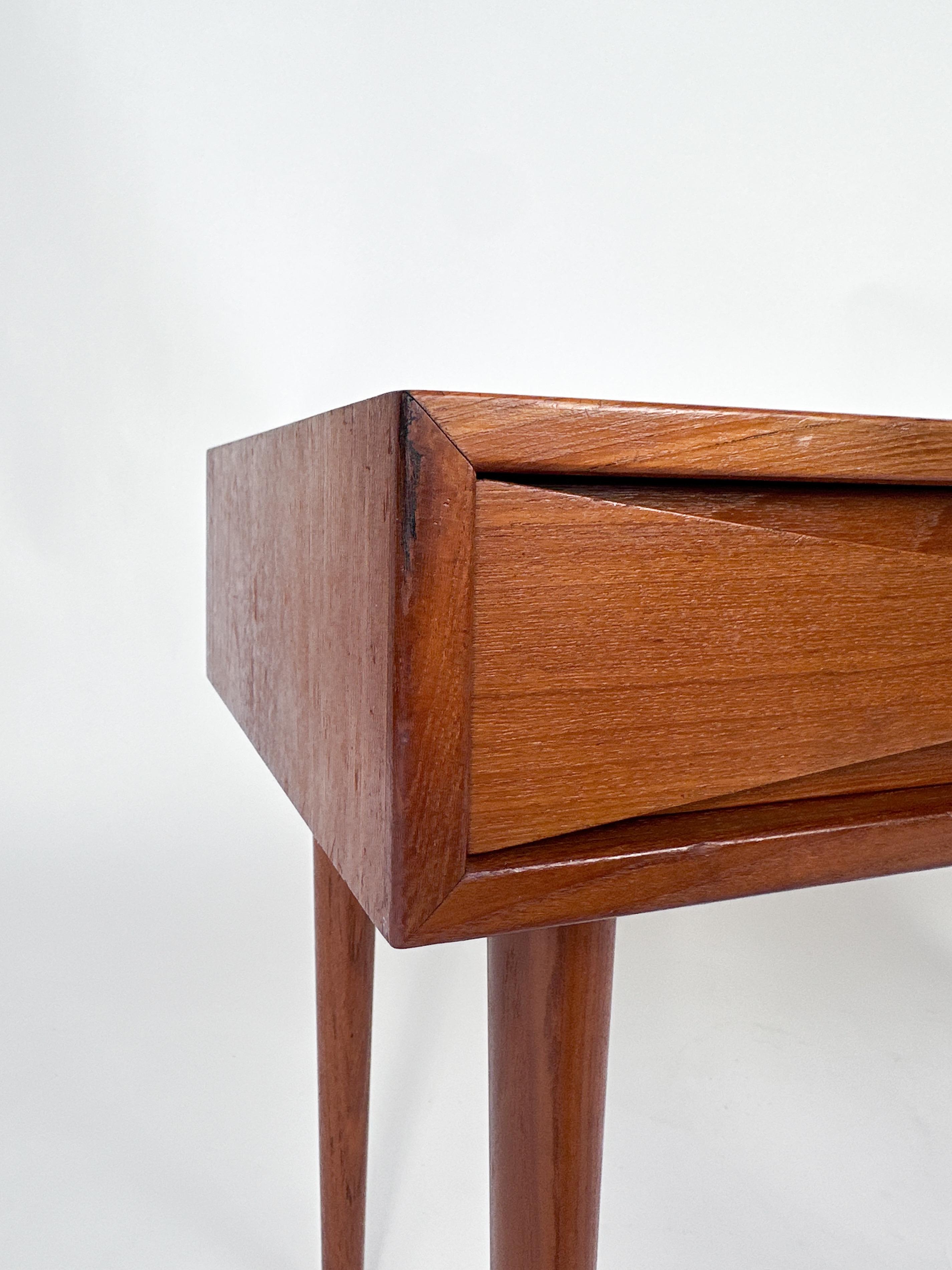 Arne Vodder Lowboard Nightstand Bedside Table Teak Chest of Drawer Niels Clausen 1